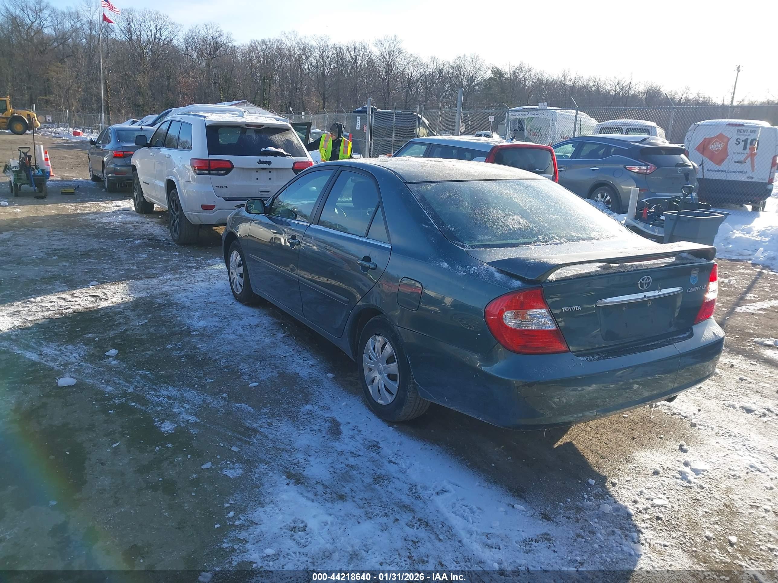 TOYOTA CAMRY image 3