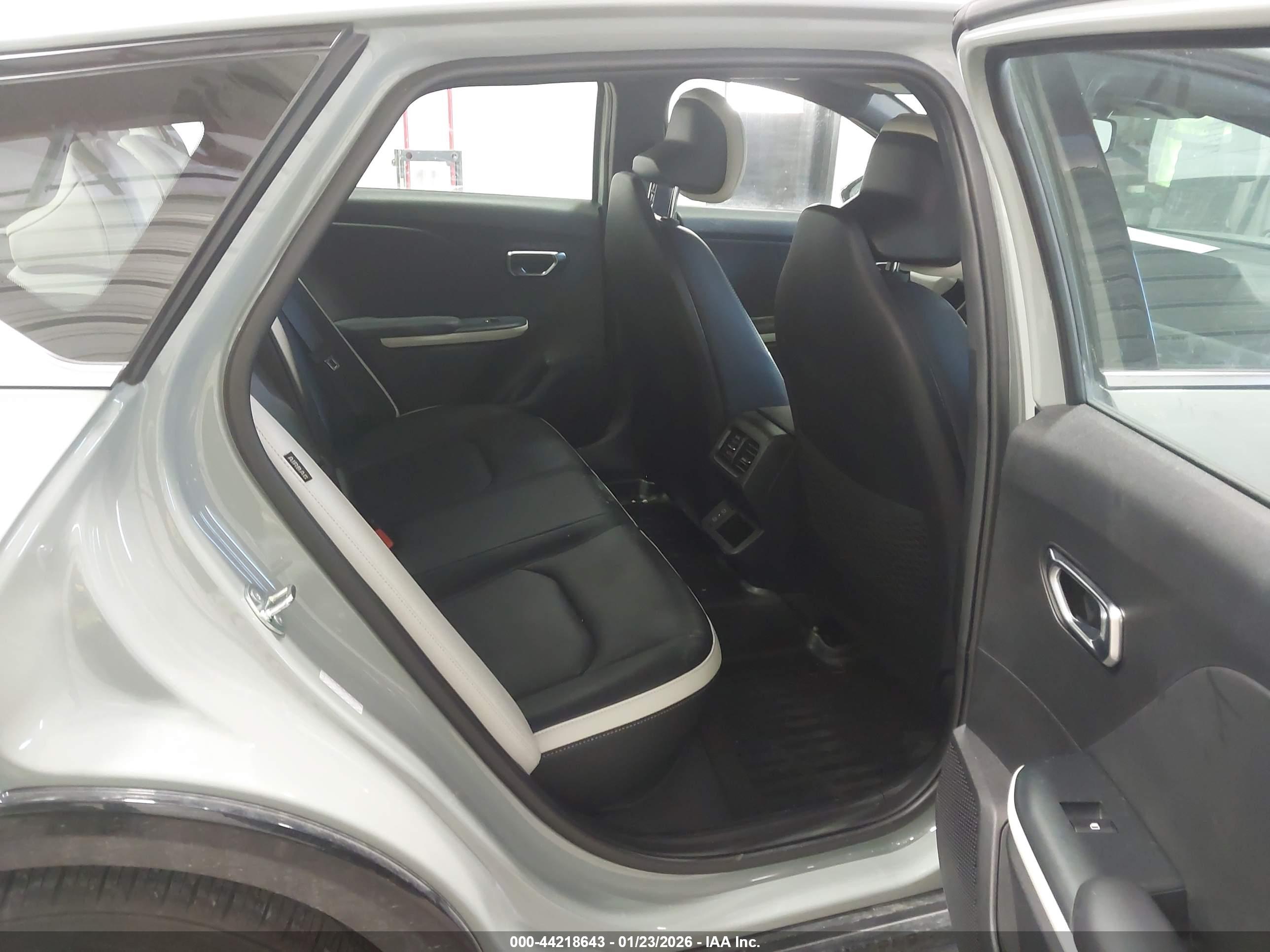 KIA K4 image 8
