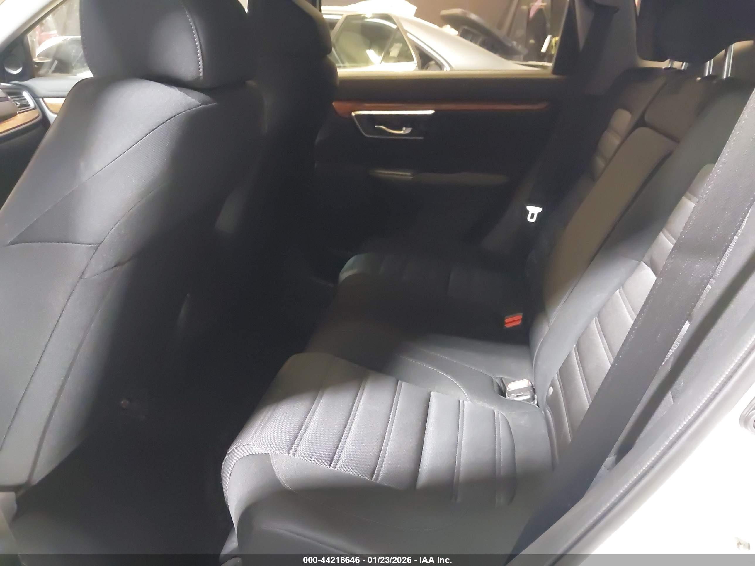 HONDA CR-V image 8