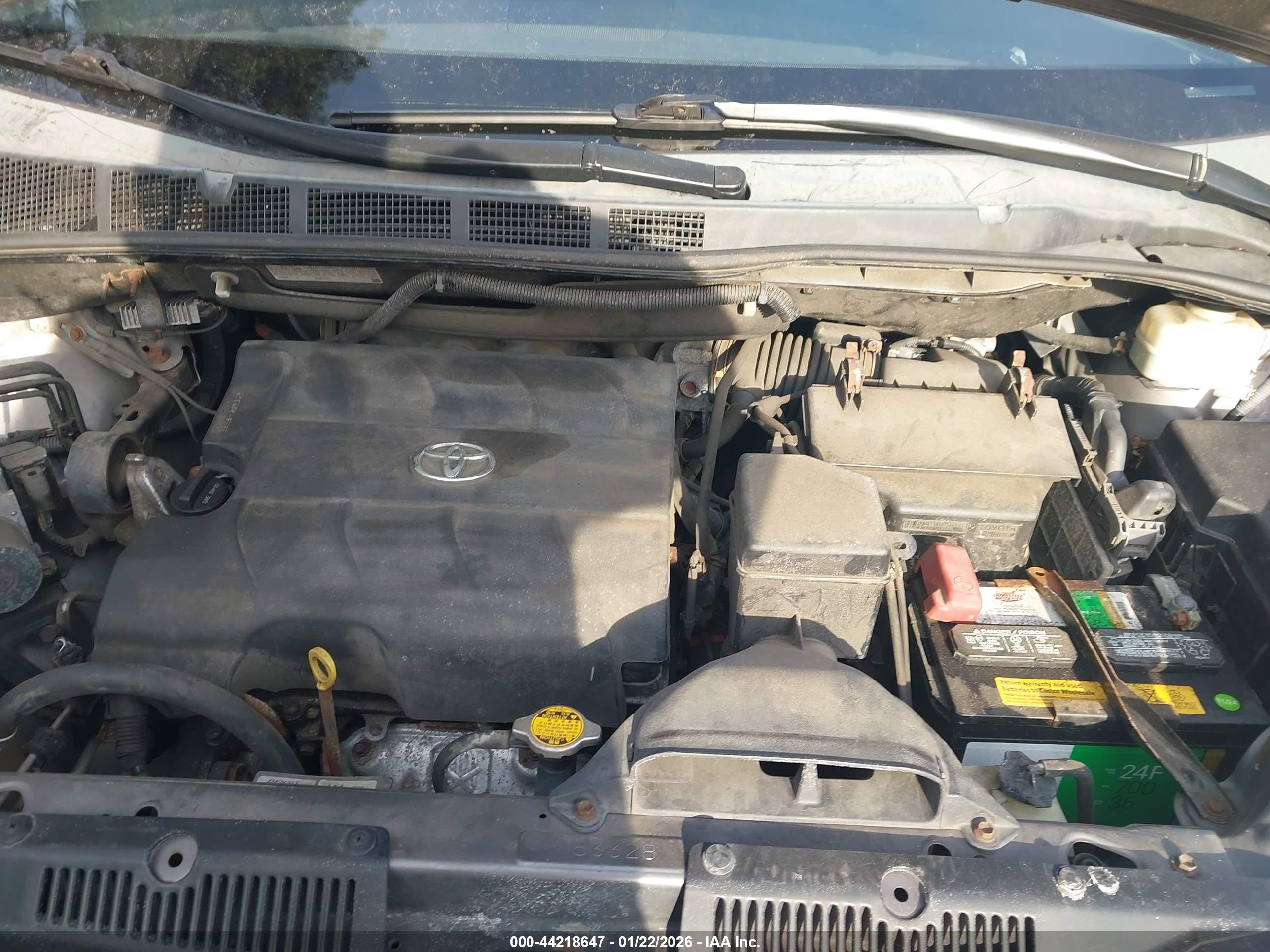 TOYOTA SIENNA image 10