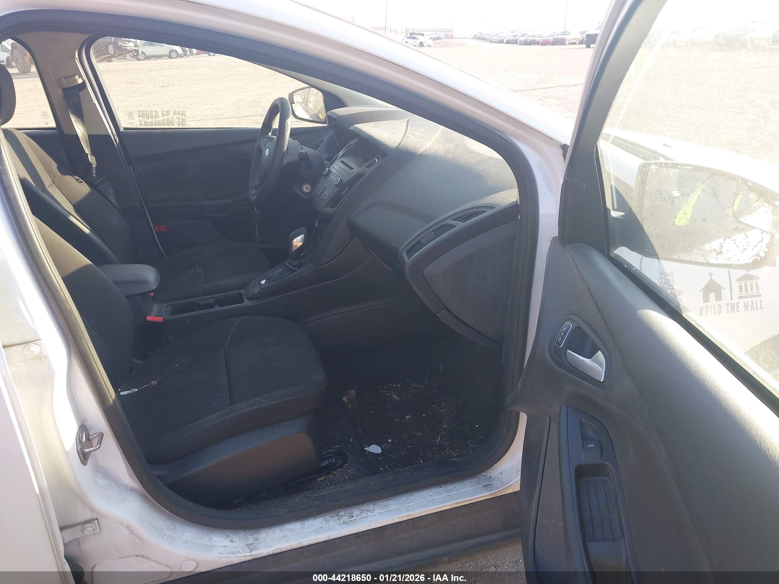 FORD FOCUS image 5