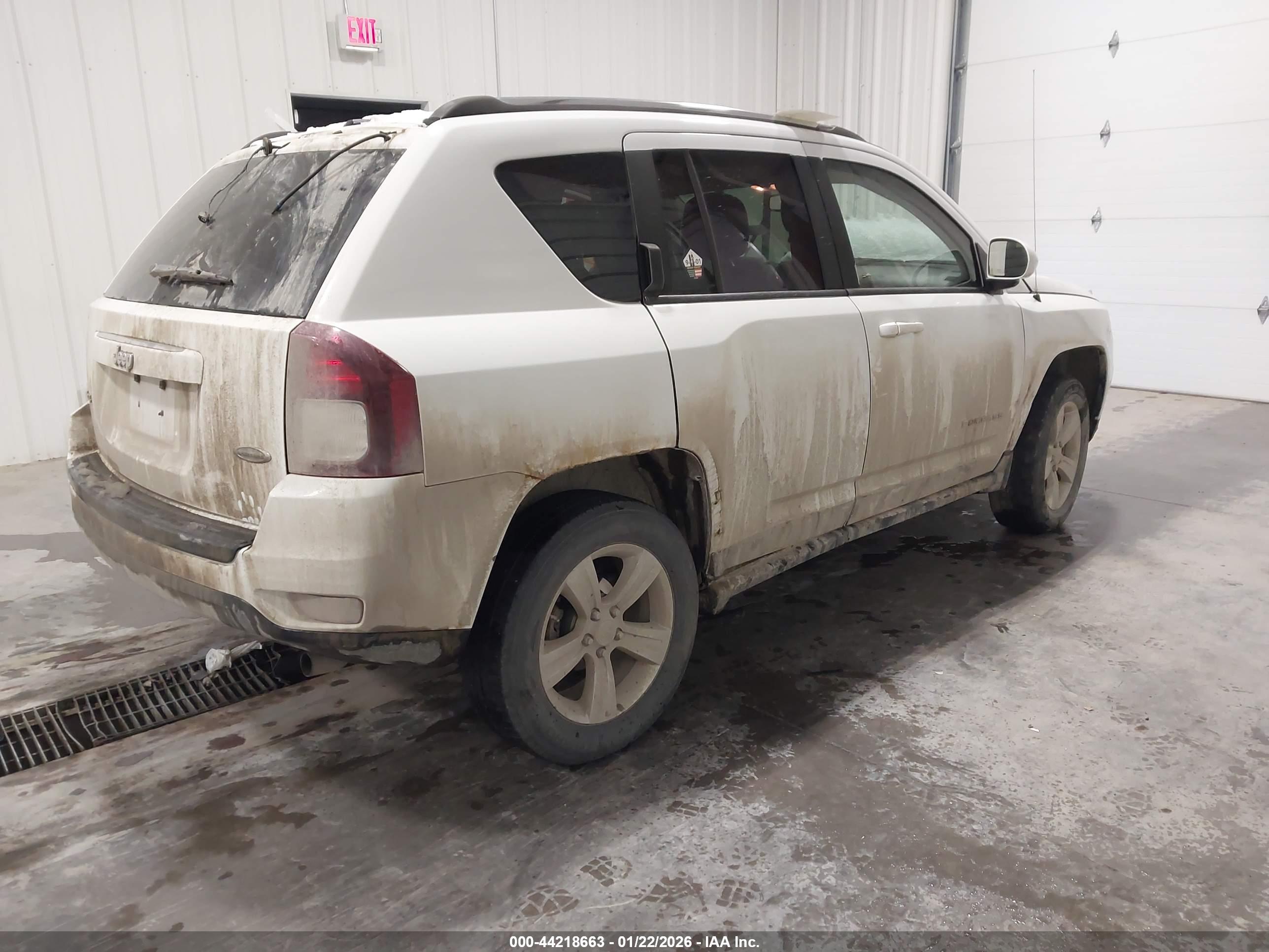 JEEP COMPASS image 4