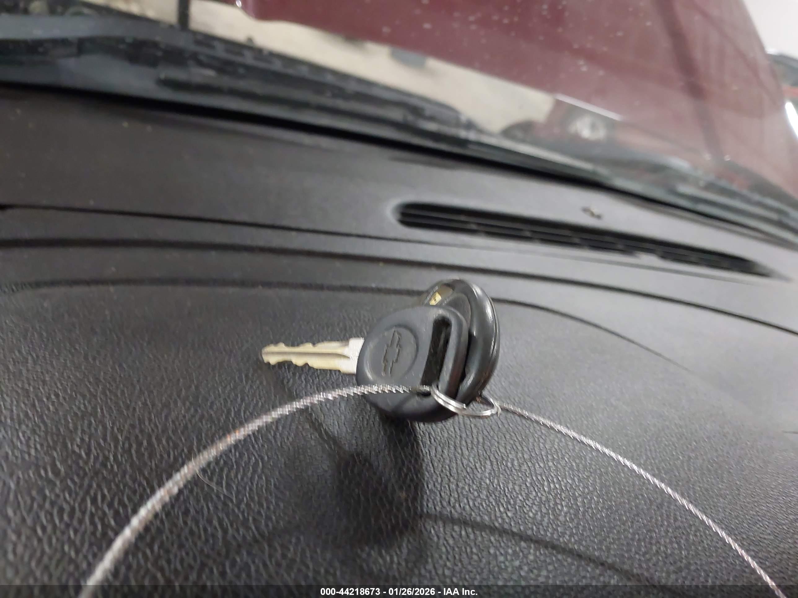 CHEVROLET SILVERADO image 11