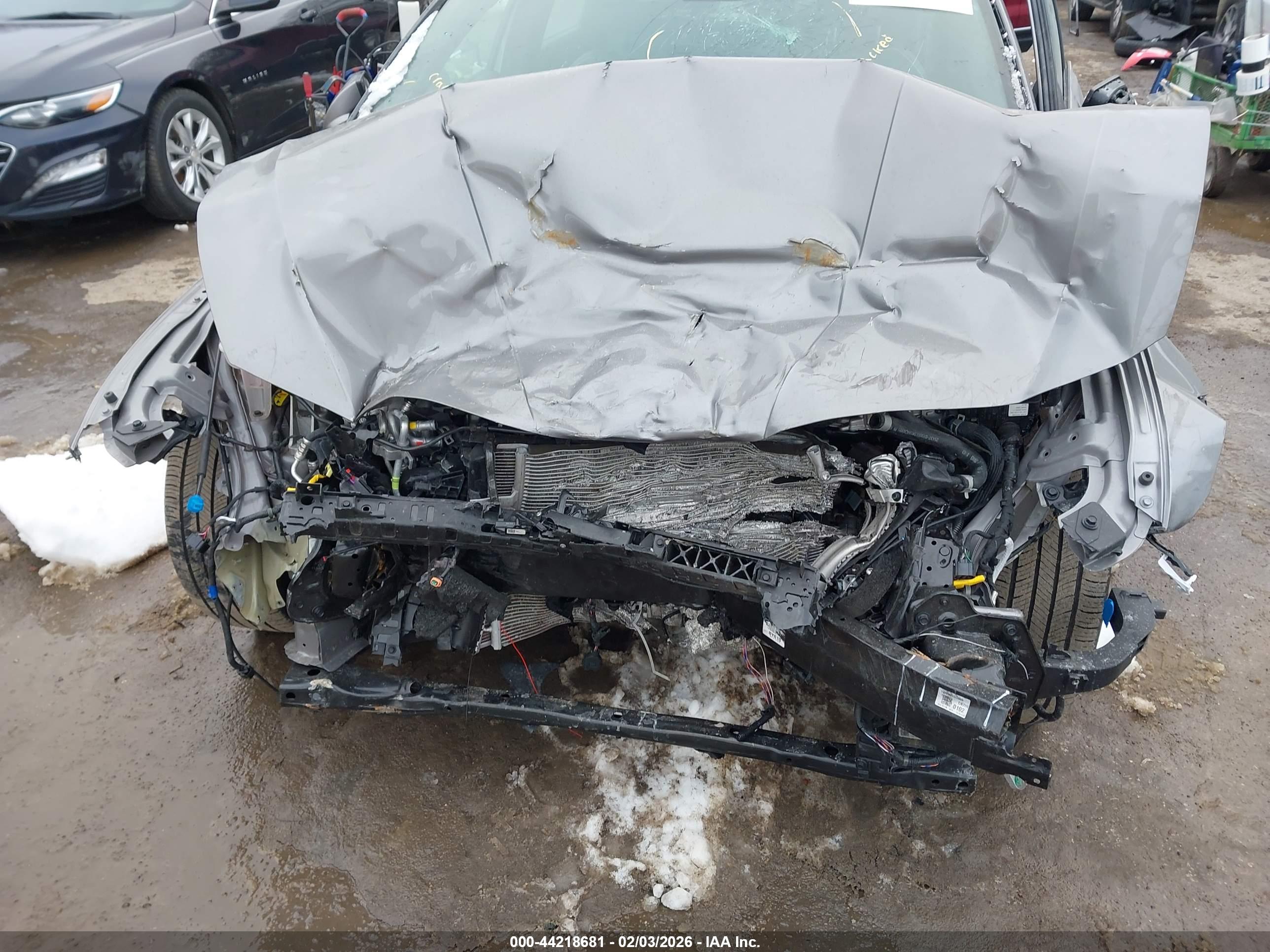 HYUNDAI ELANTRA image 6