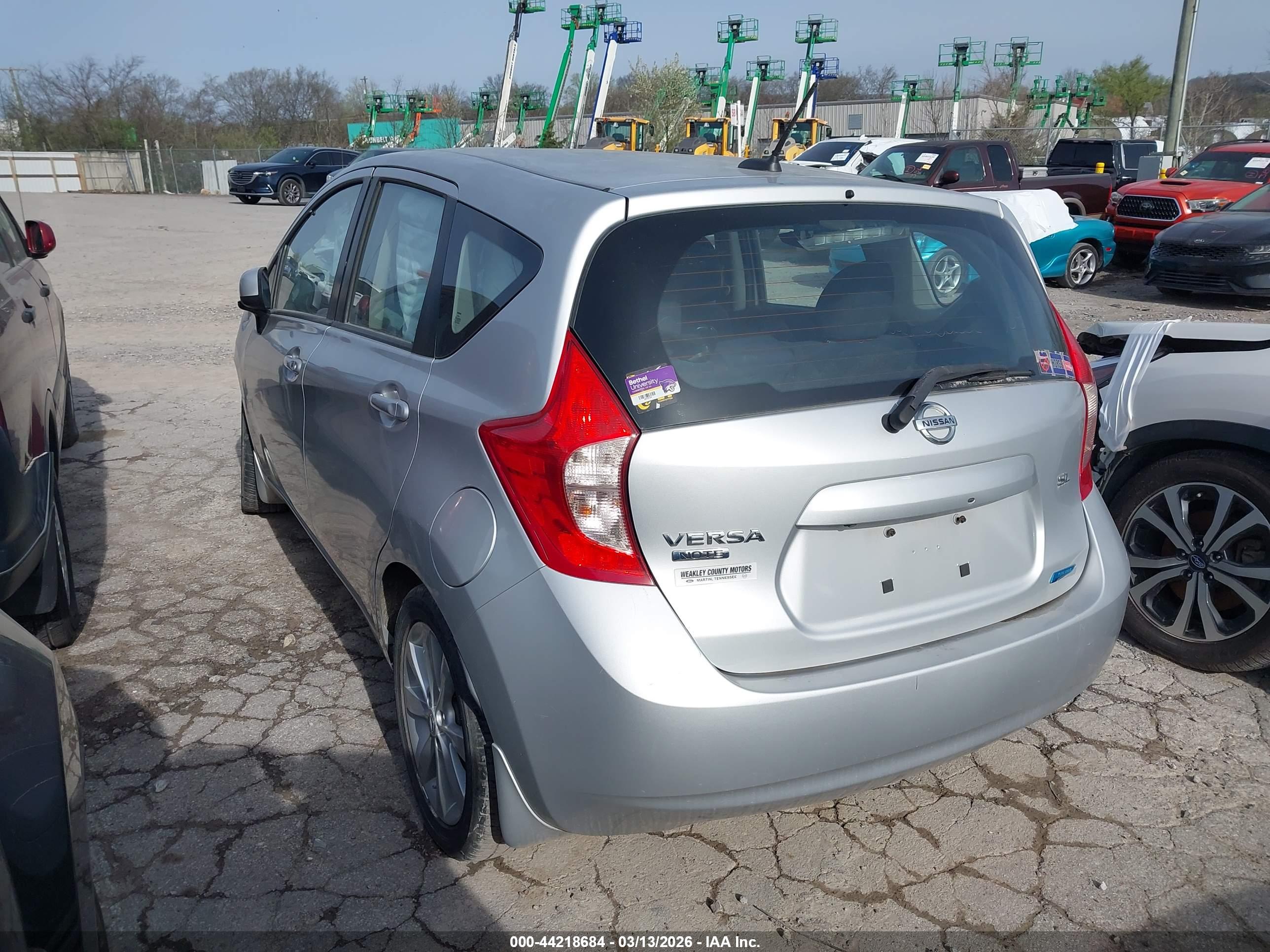 NISSAN VERSA image 3