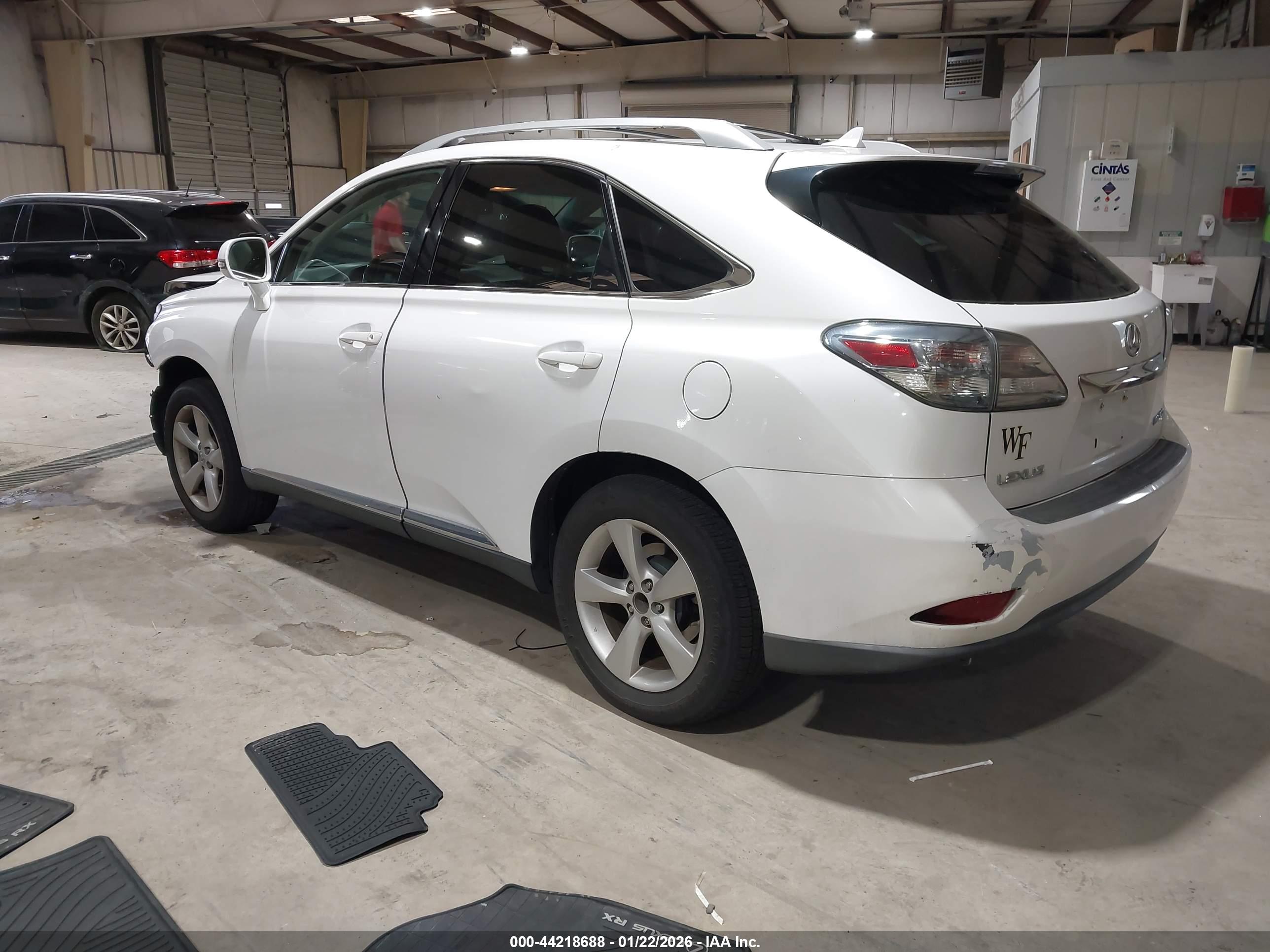 LEXUS RX image 3