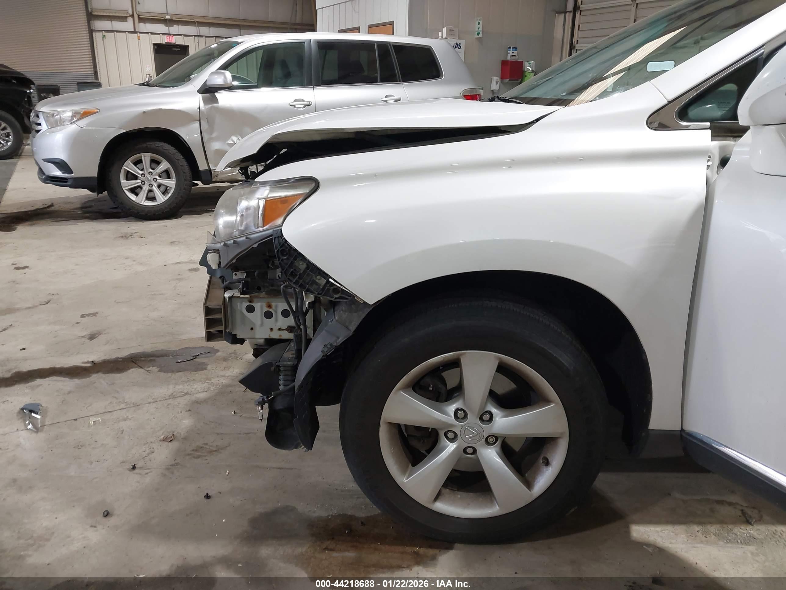 LEXUS RX image 6