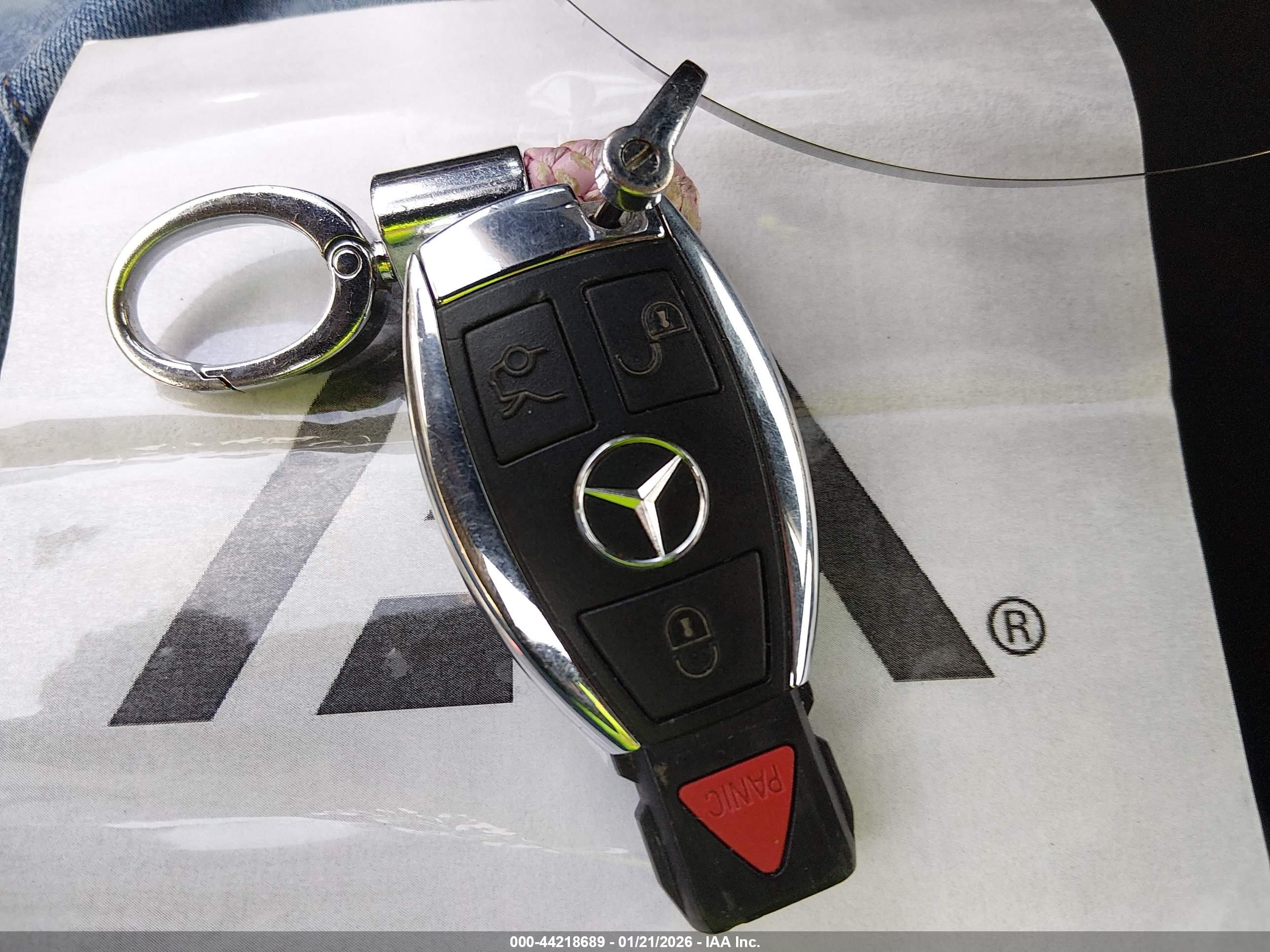 MERCEDES-BENZ C image 11