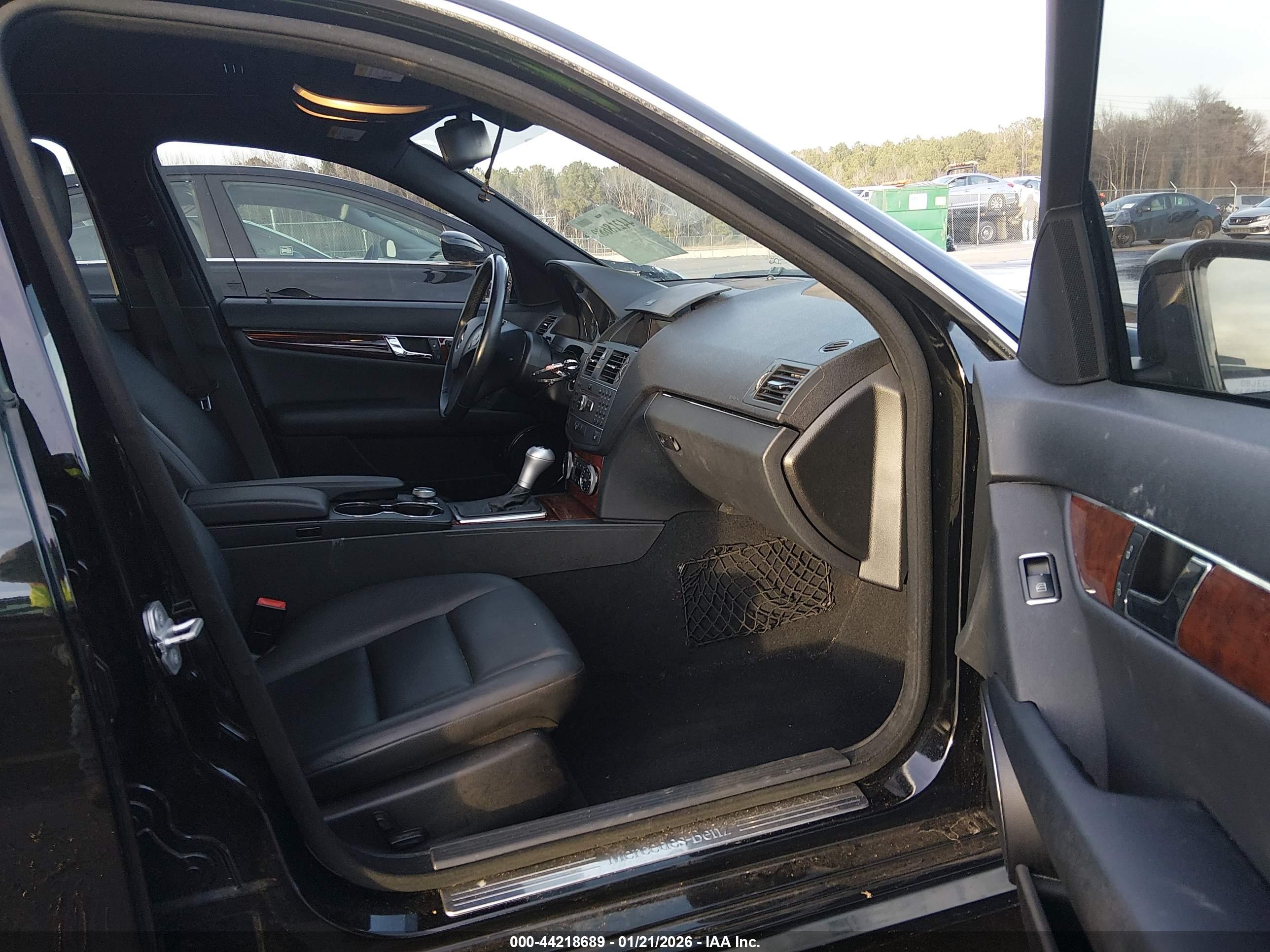 MERCEDES-BENZ C image 5