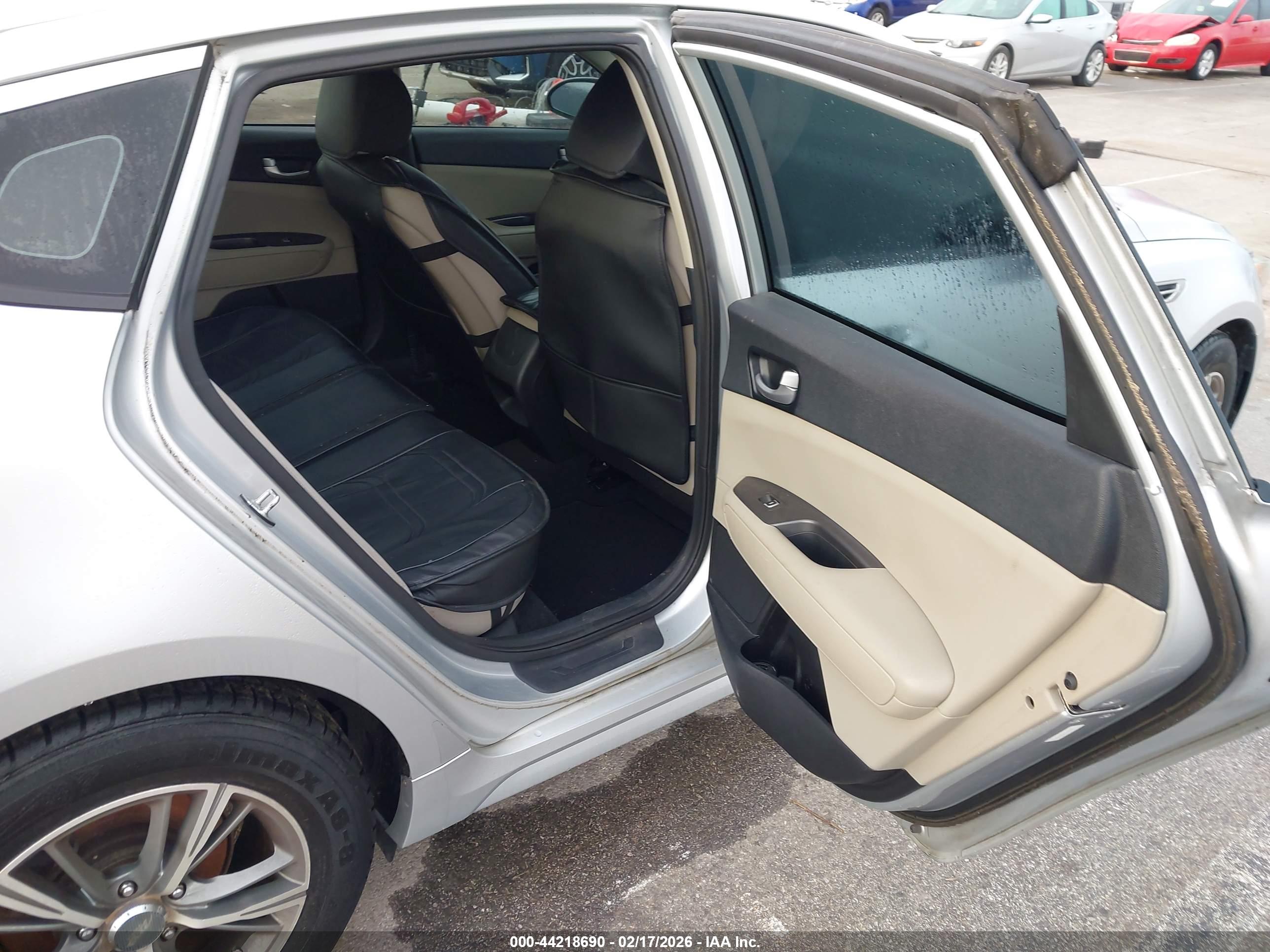 KIA OPTIMA image 8