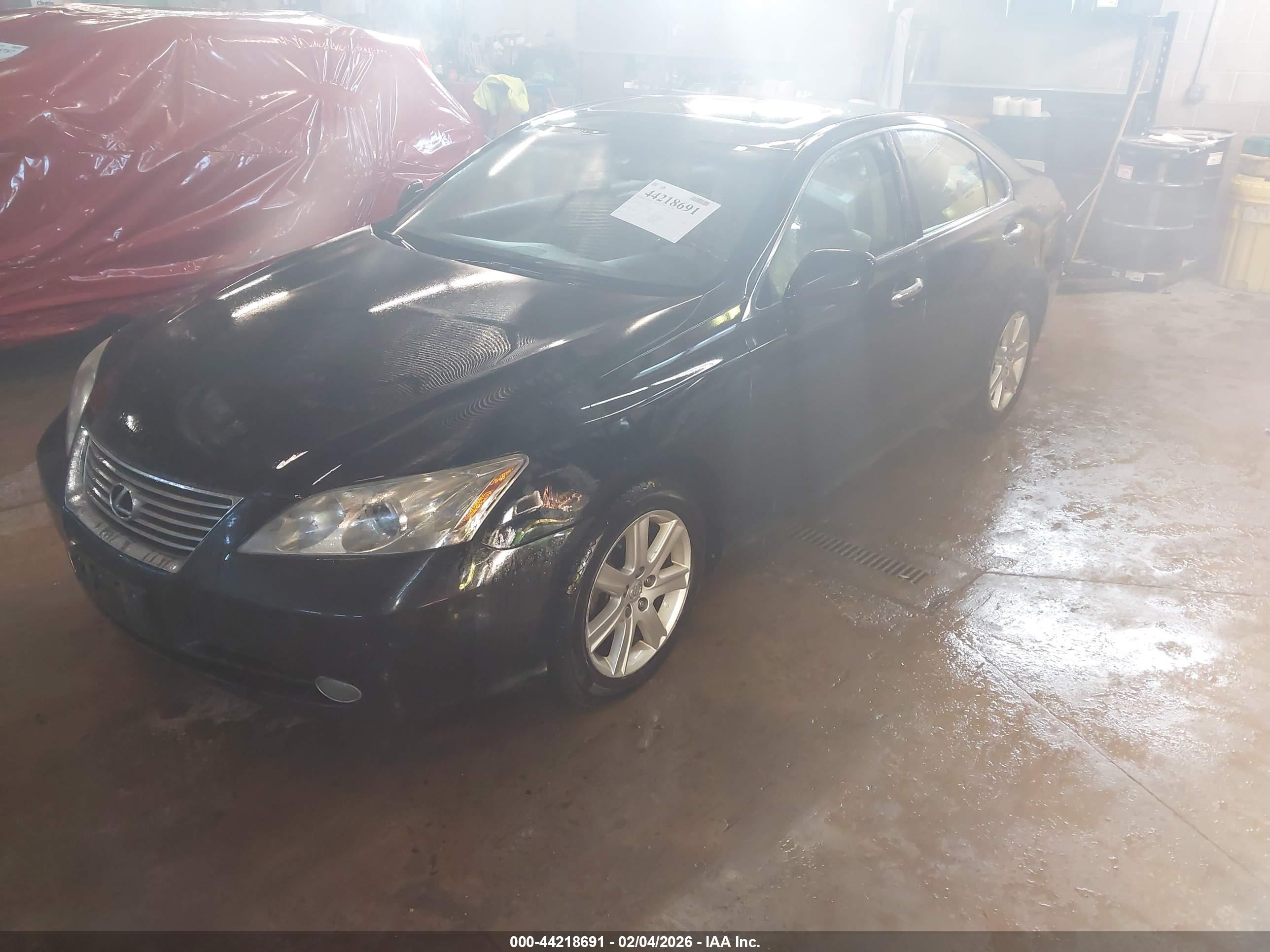 LEXUS ES image 2