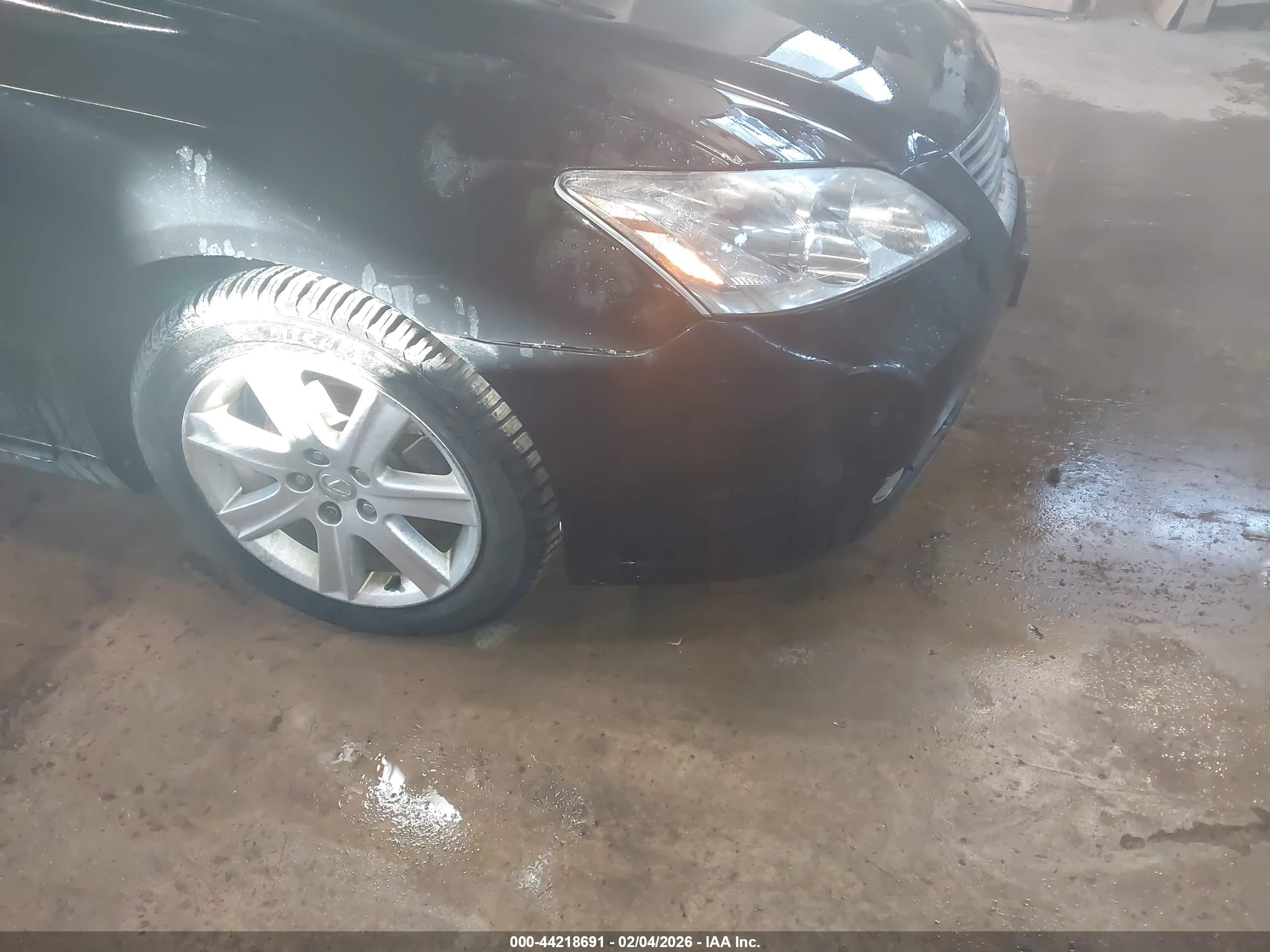 LEXUS ES image 6