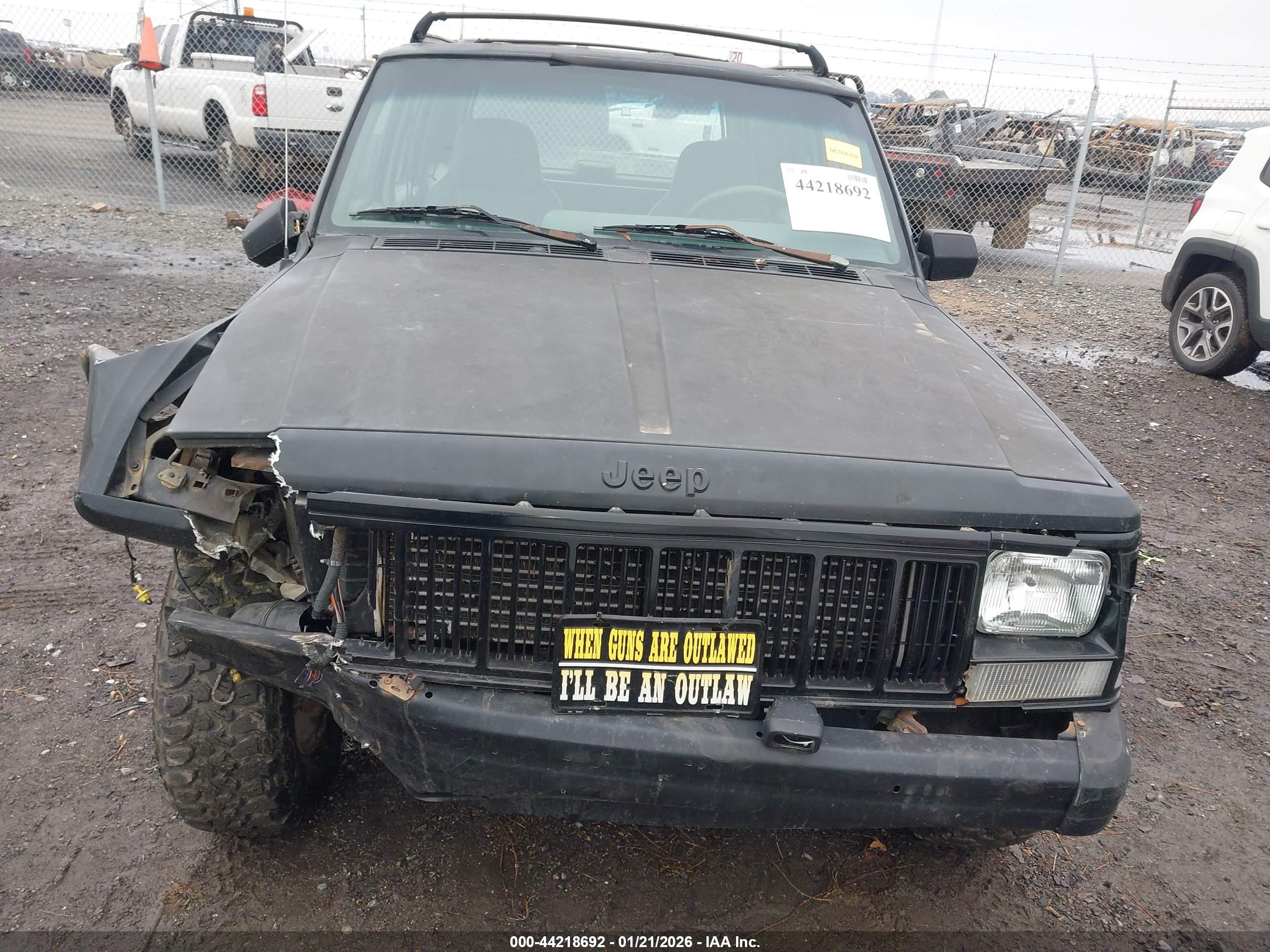 JEEP CHEROKEE image 6
