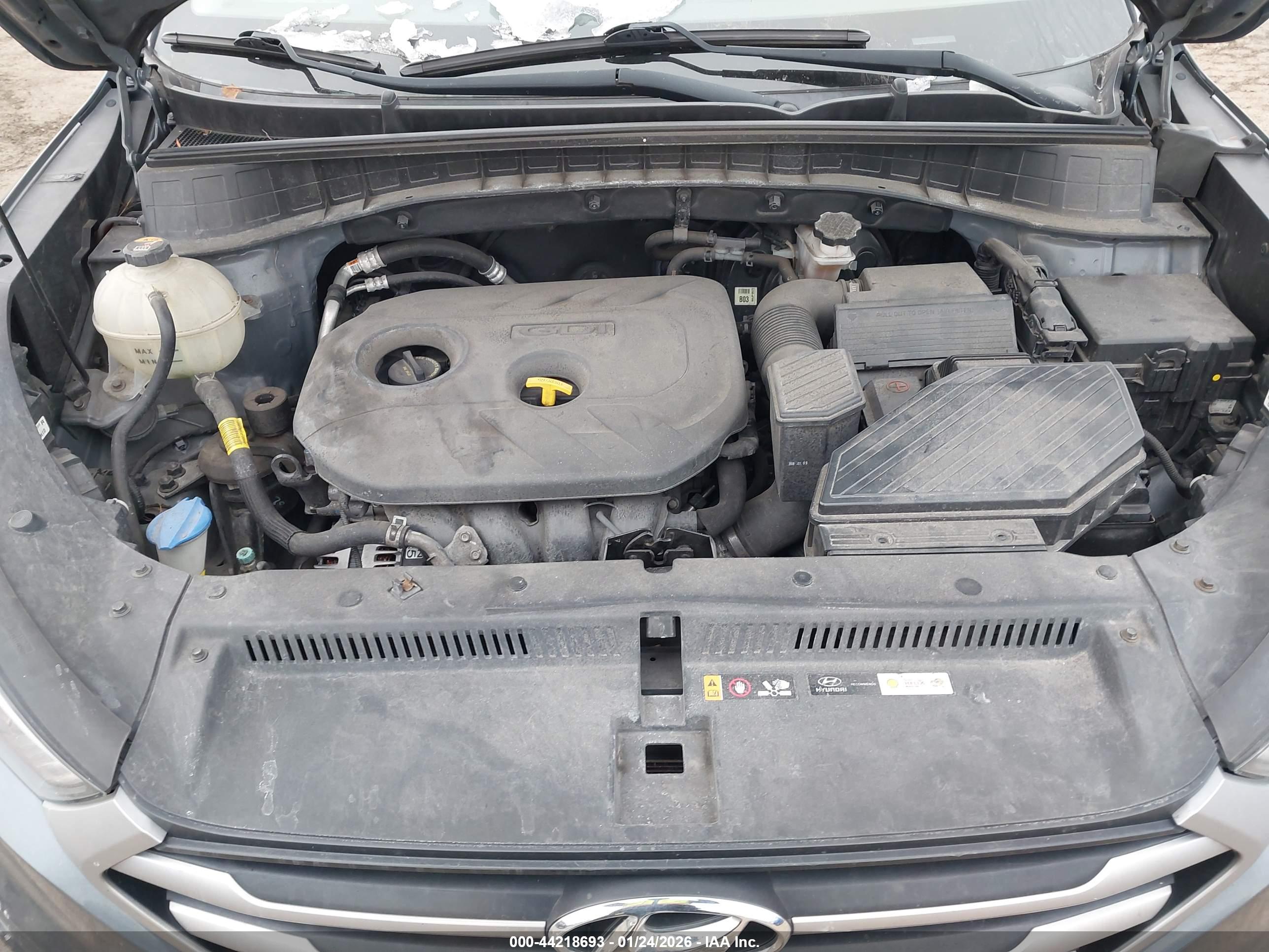 HYUNDAI TUCSON image 10
