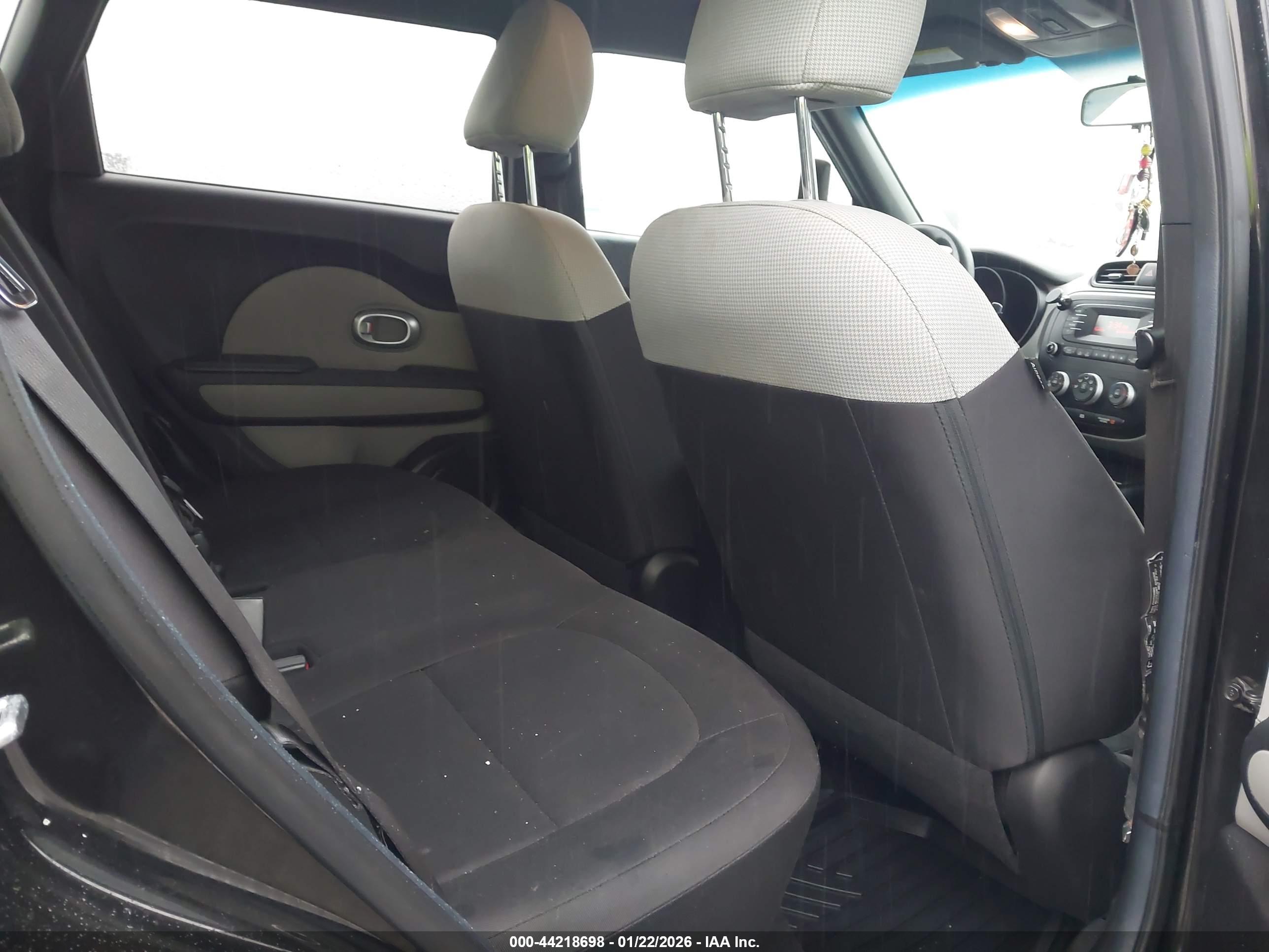 KIA SOUL image 8