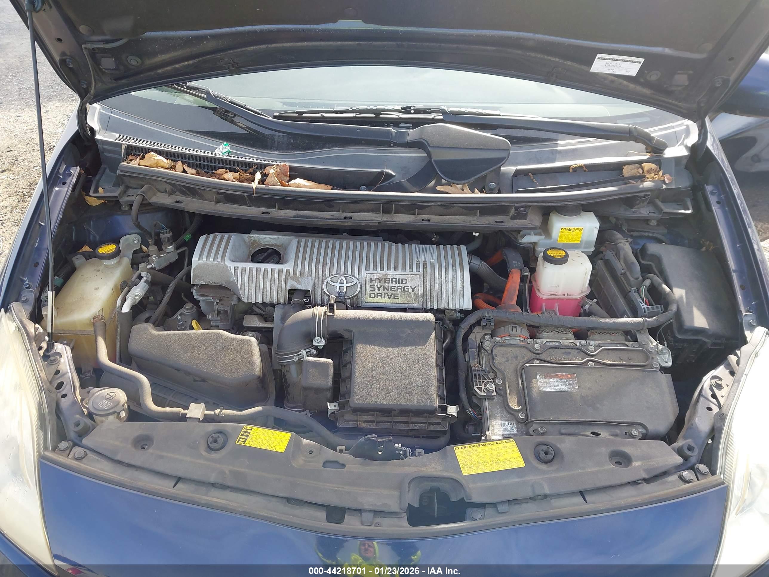 TOYOTA PRIUS image 10
