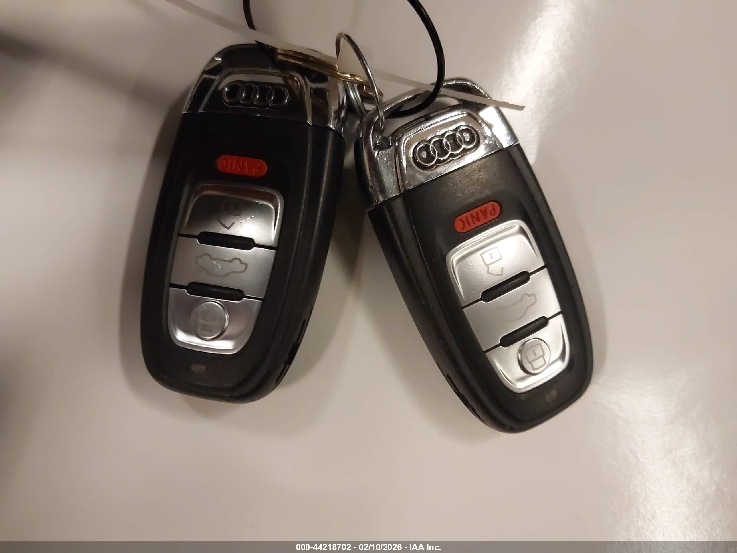 AUDI A4 image 11