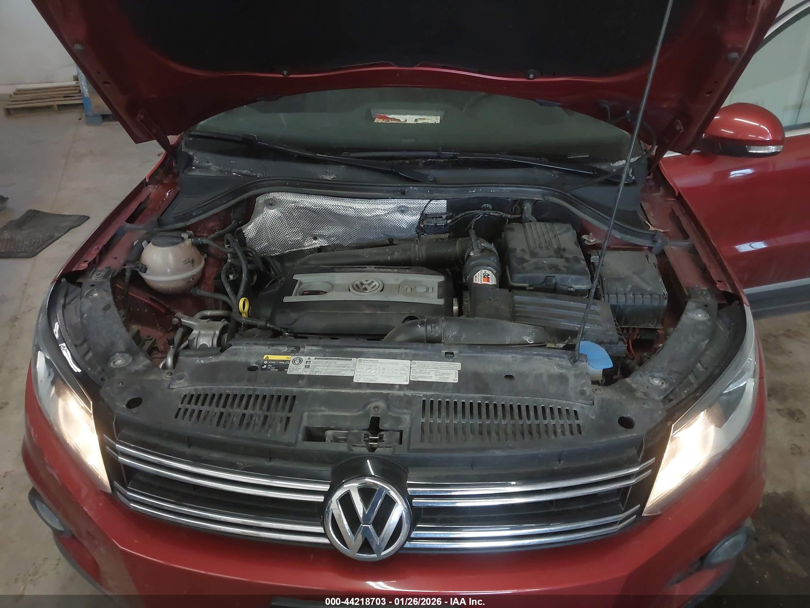 VOLKSWAGEN TIGUAN image 10