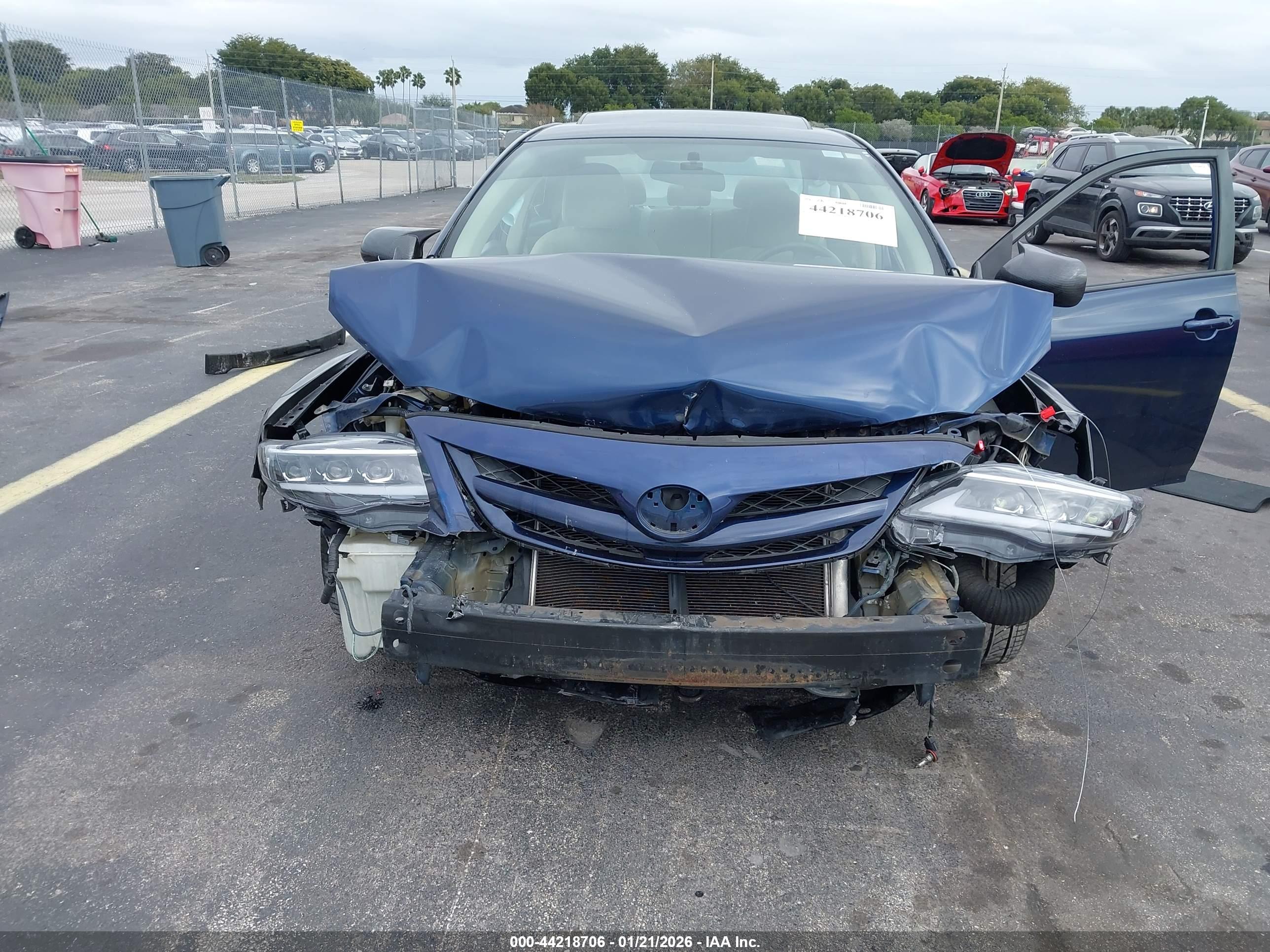 TOYOTA COROLLA image 6