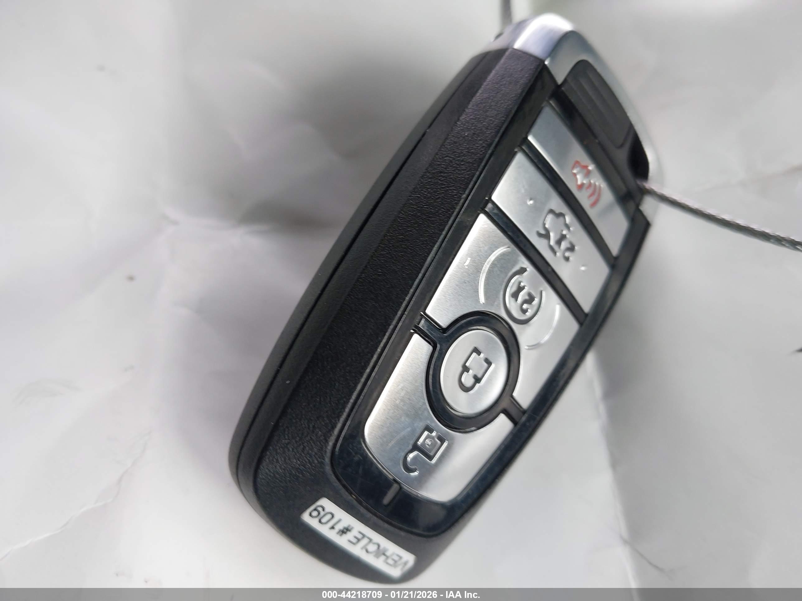 FORD EXPLORER image 11