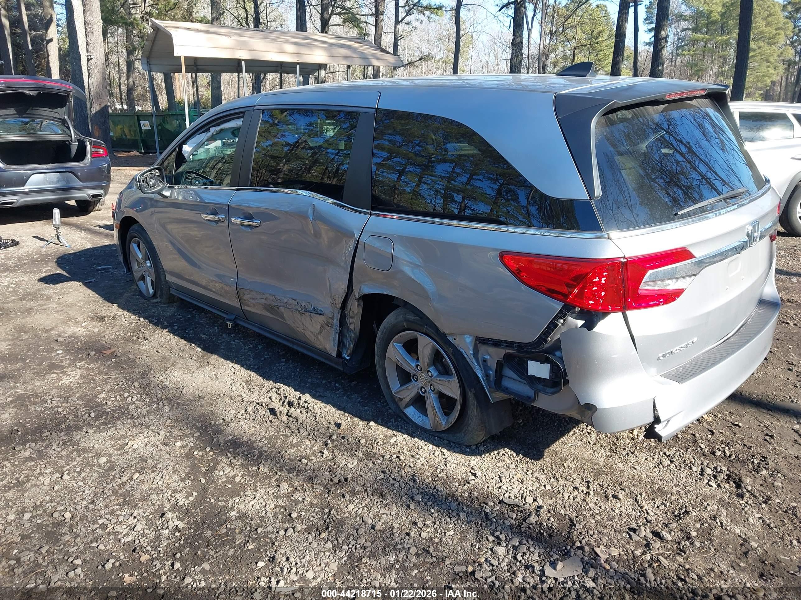 HONDA ODYSSEY image 3