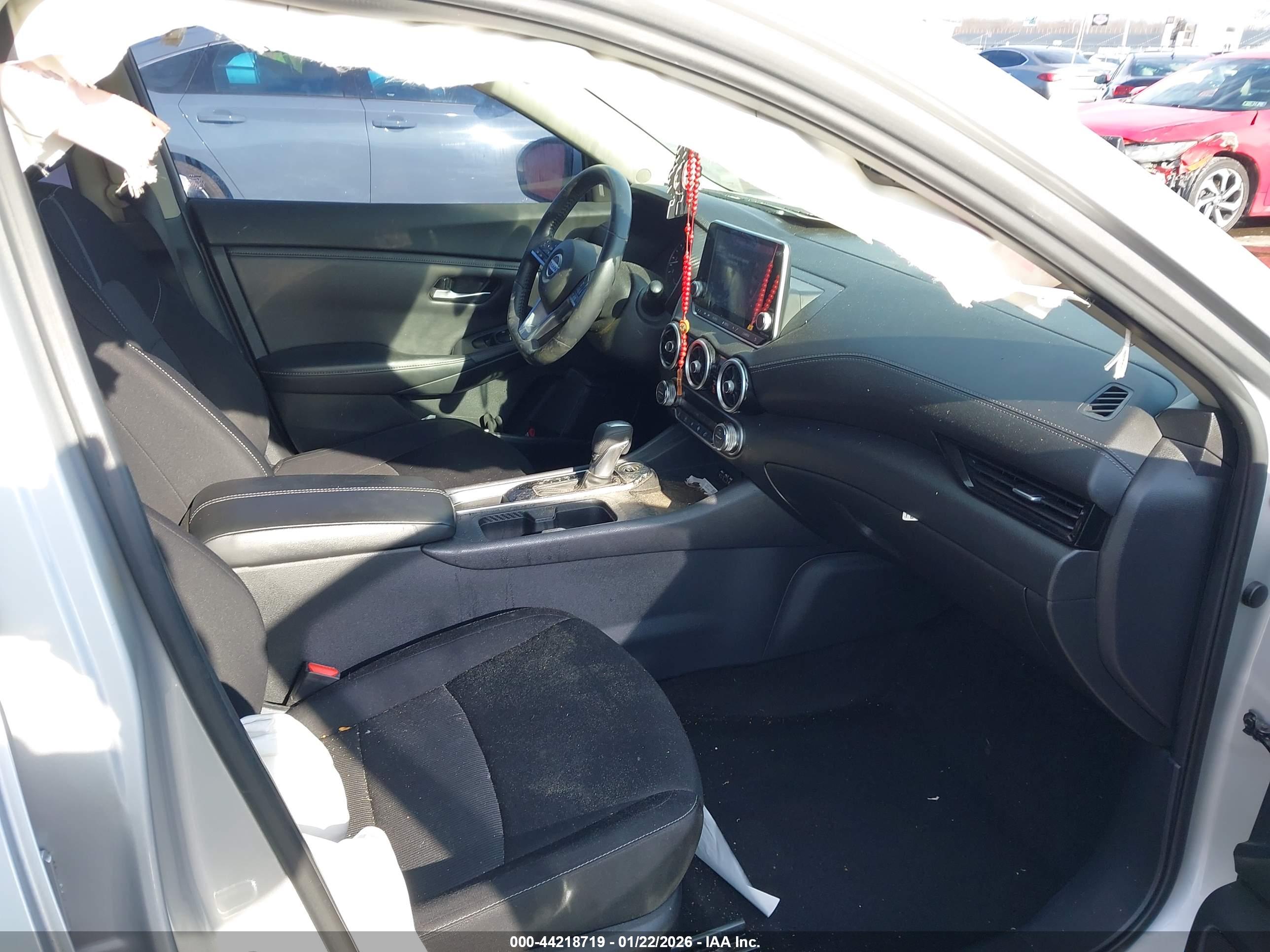 NISSAN SENTRA image 5