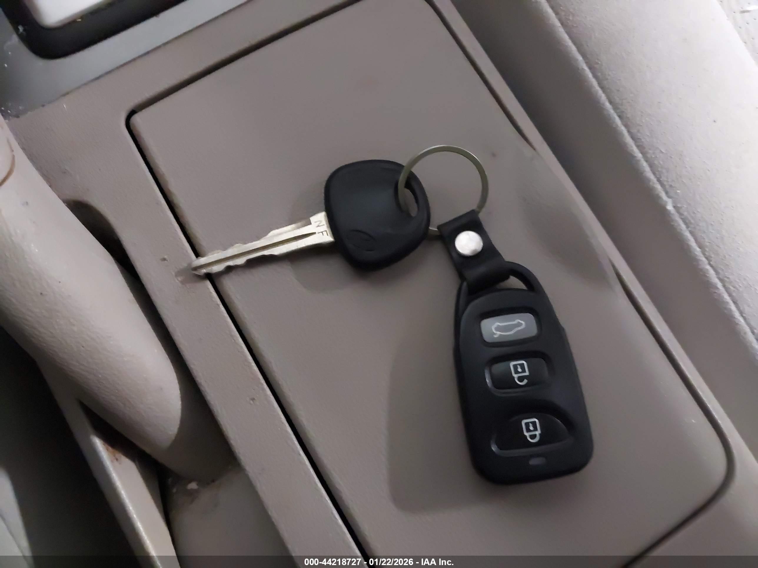 HYUNDAI SONATA image 11