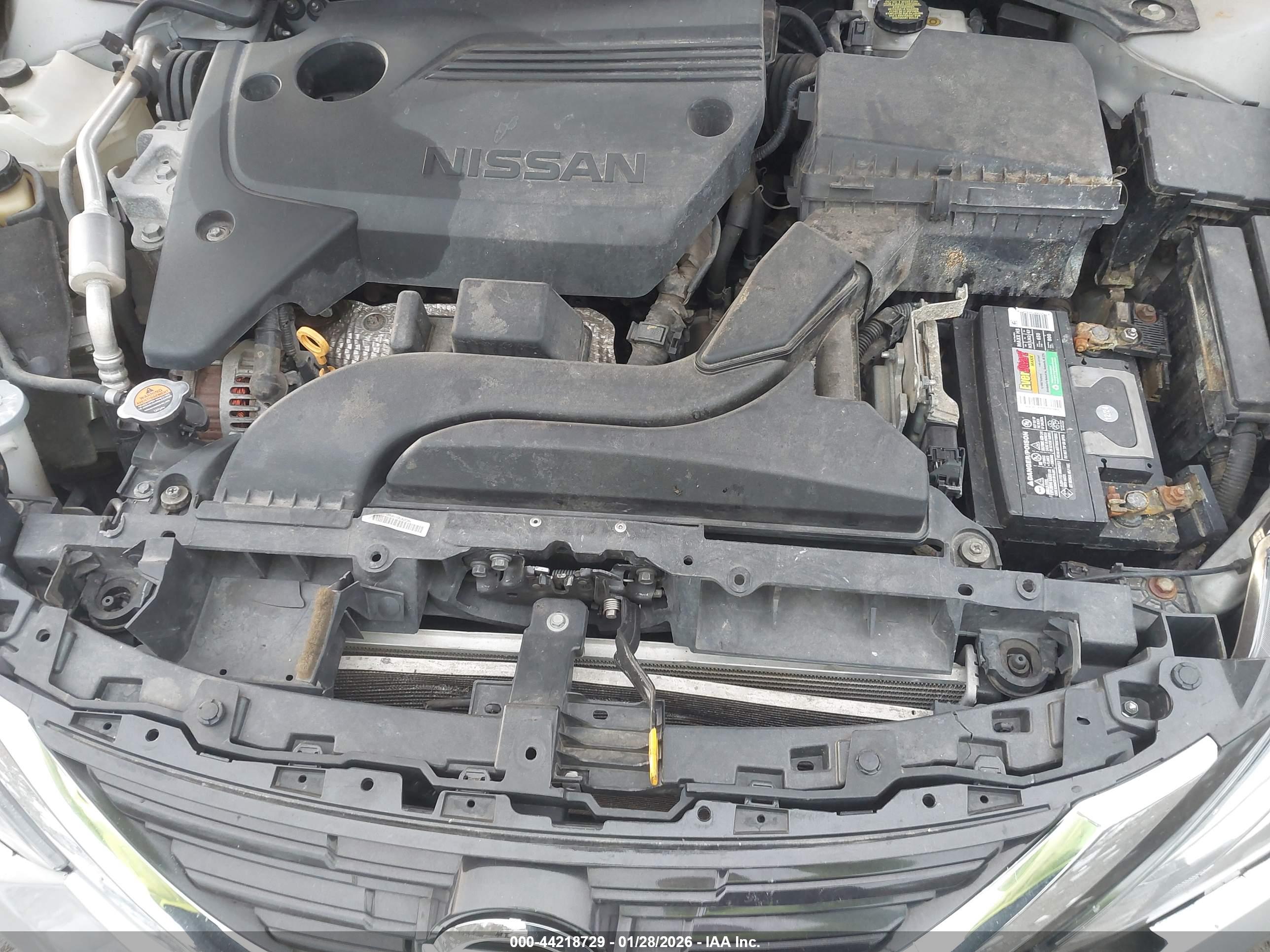 NISSAN ALTIMA image 10