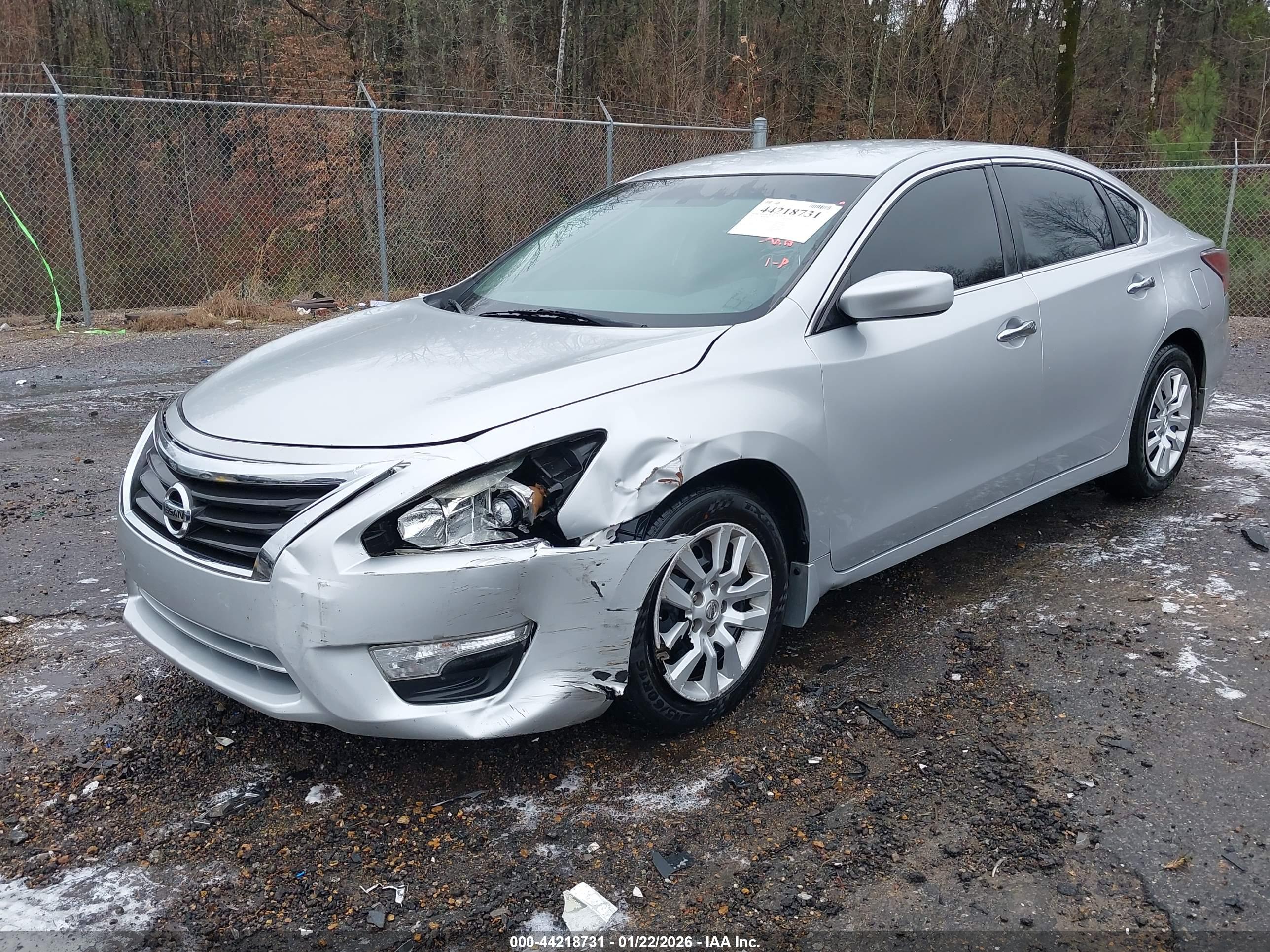 NISSAN ALTIMA image 2