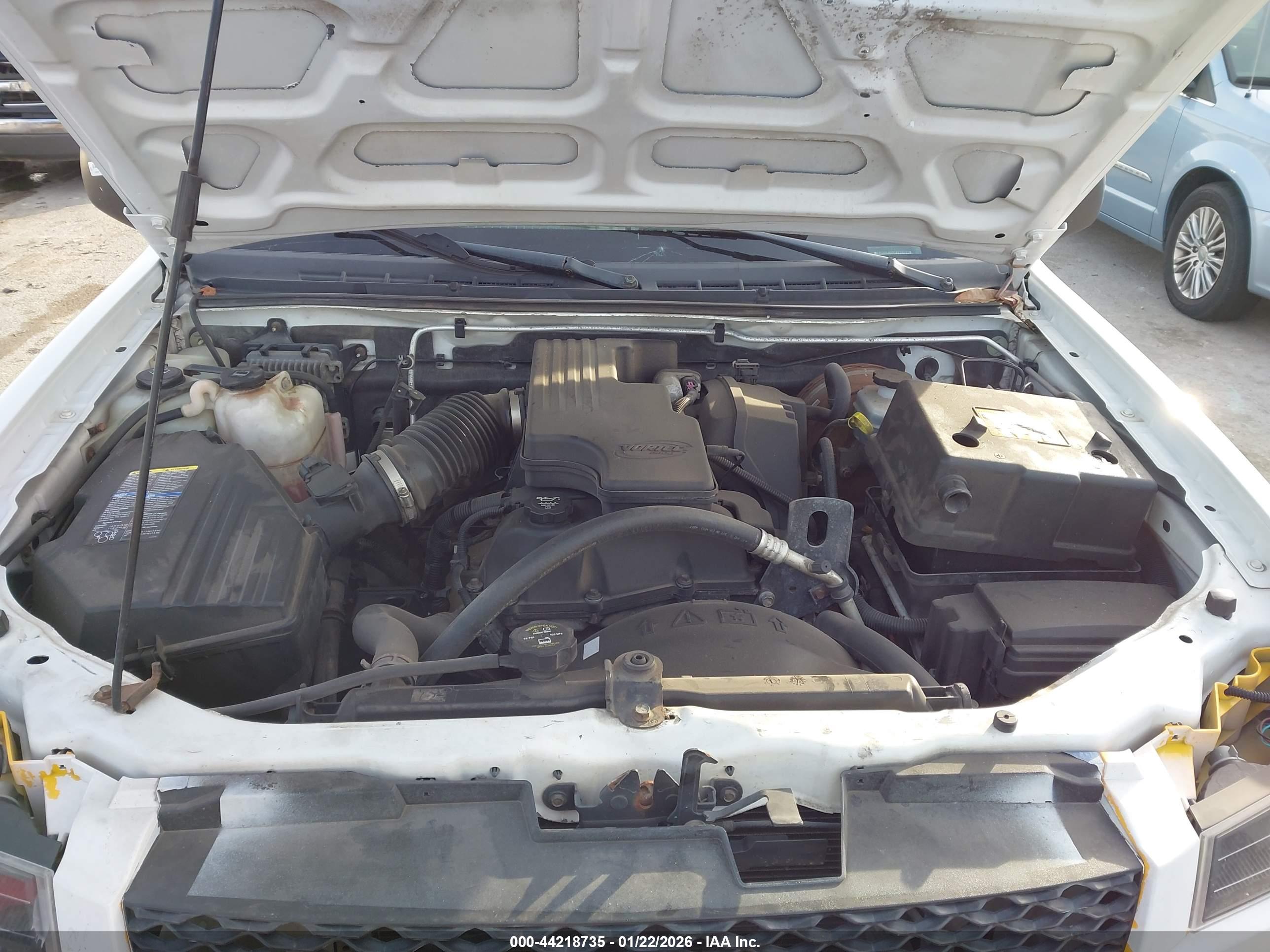 CHEVROLET COLORADO image 10