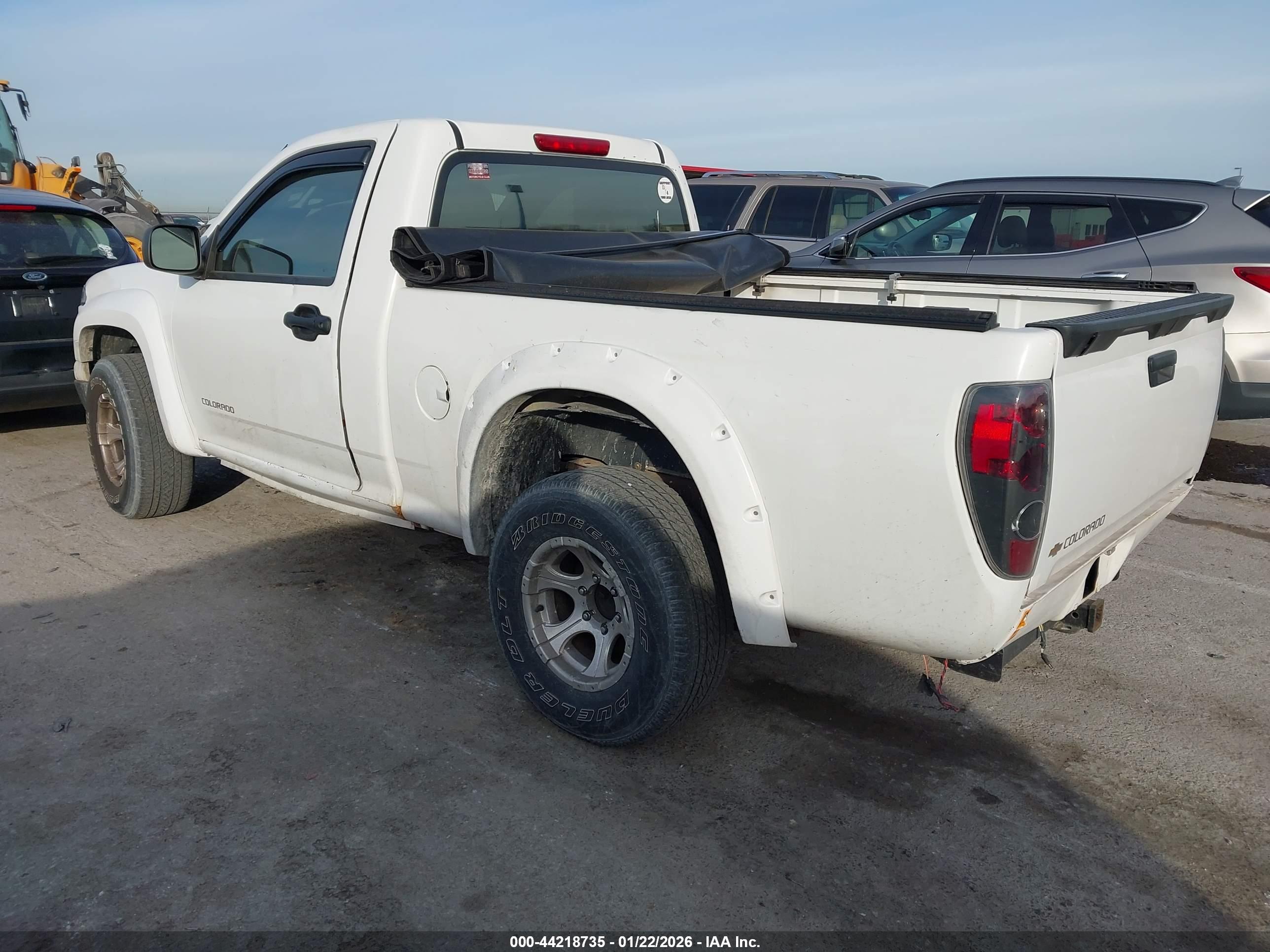 CHEVROLET COLORADO image 3