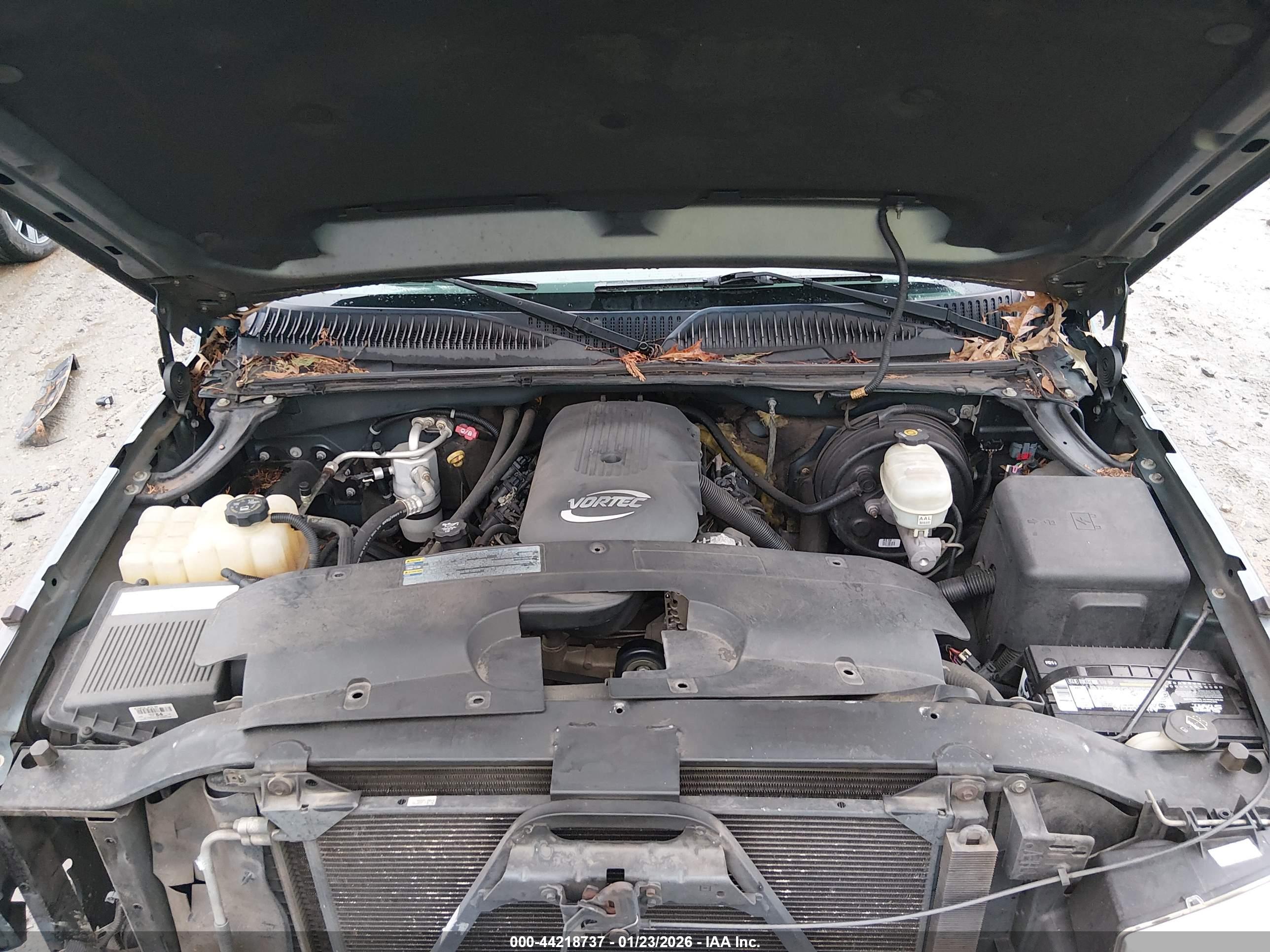 CHEVROLET SILVERADO image 10