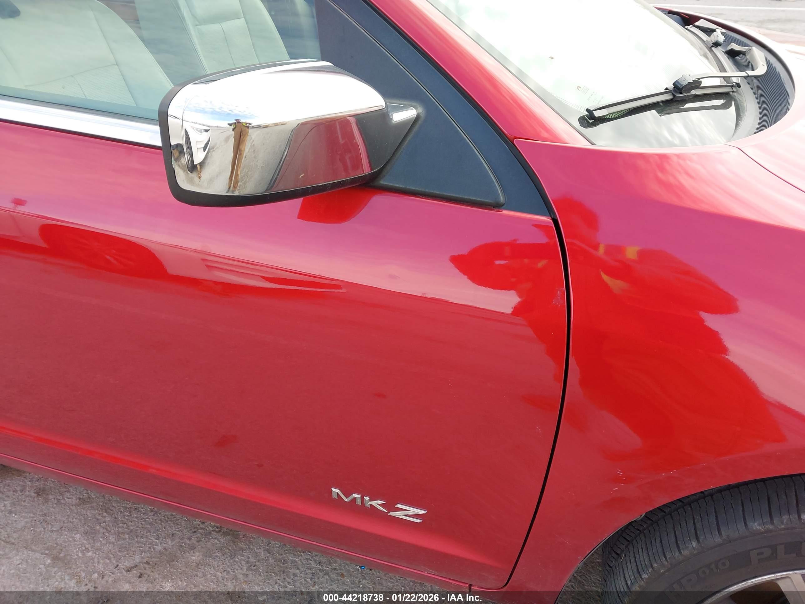 LINCOLN MKZ image 6