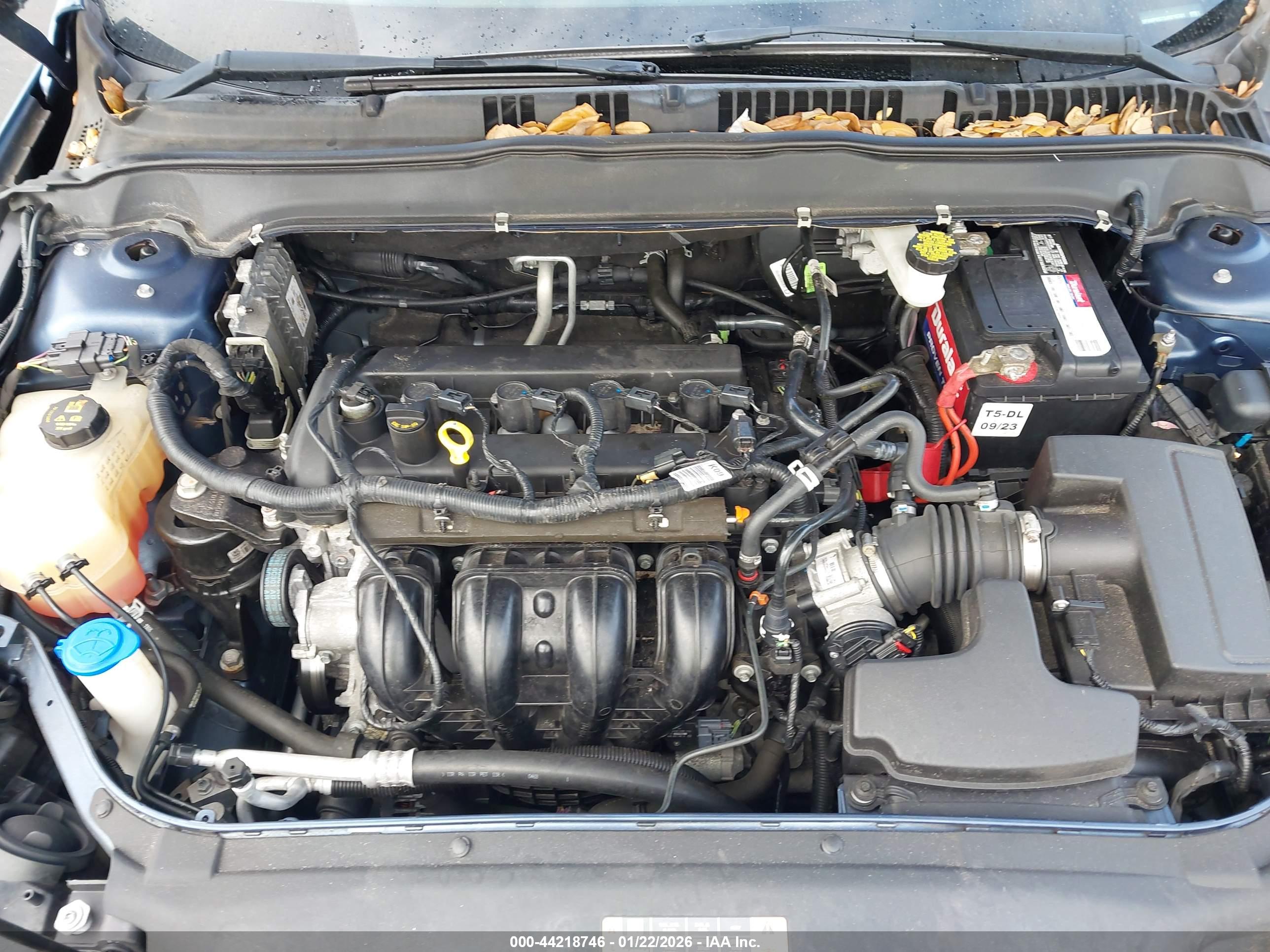 FORD FUSION image 10