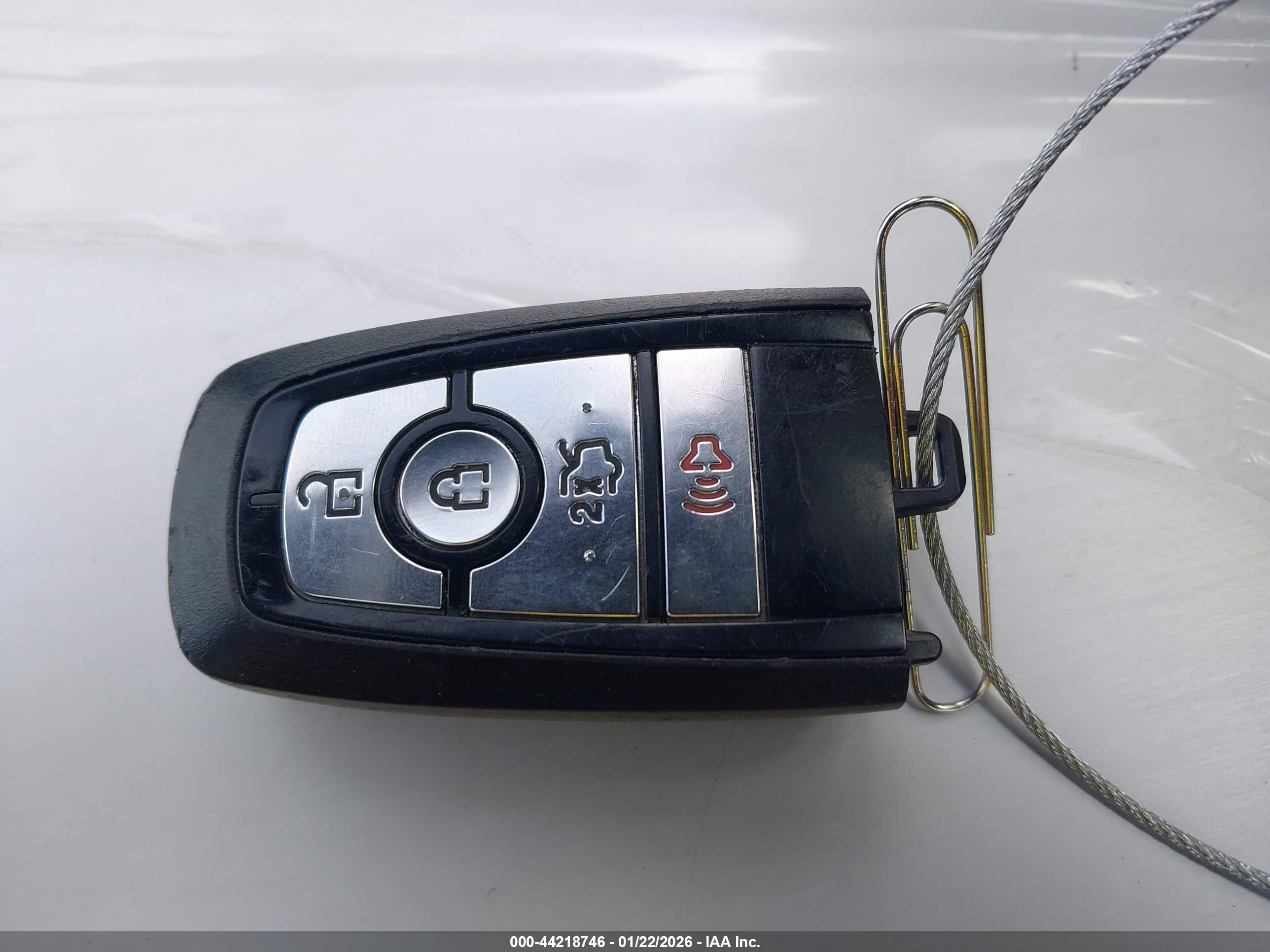 FORD FUSION image 11