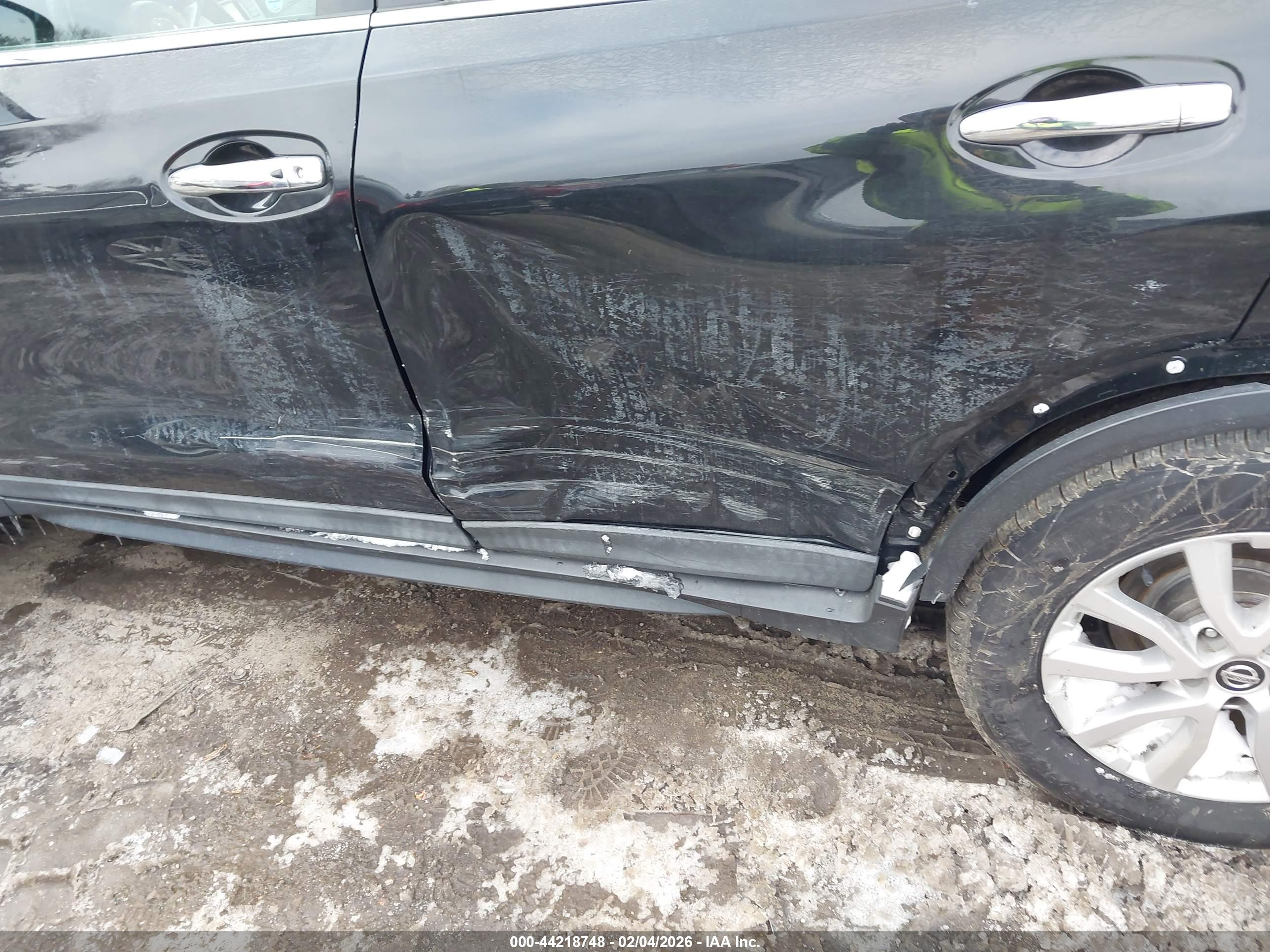 NISSAN ROGUE image 6