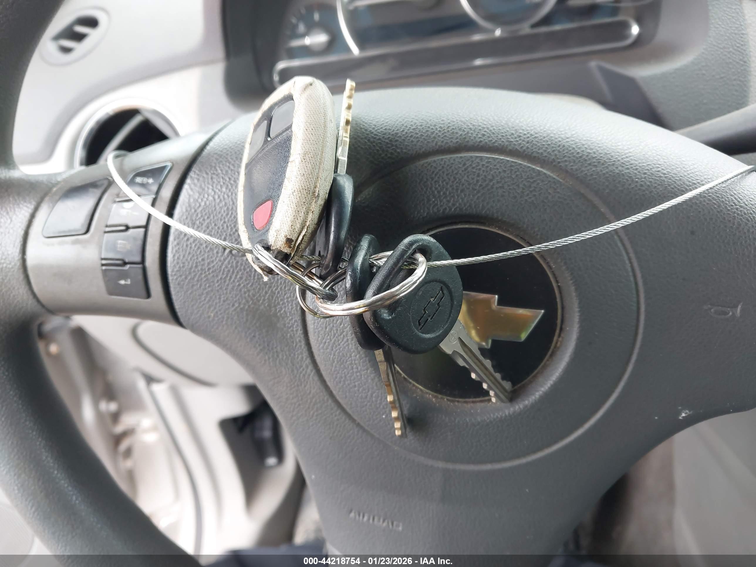 CHEVROLET HHR image 11
