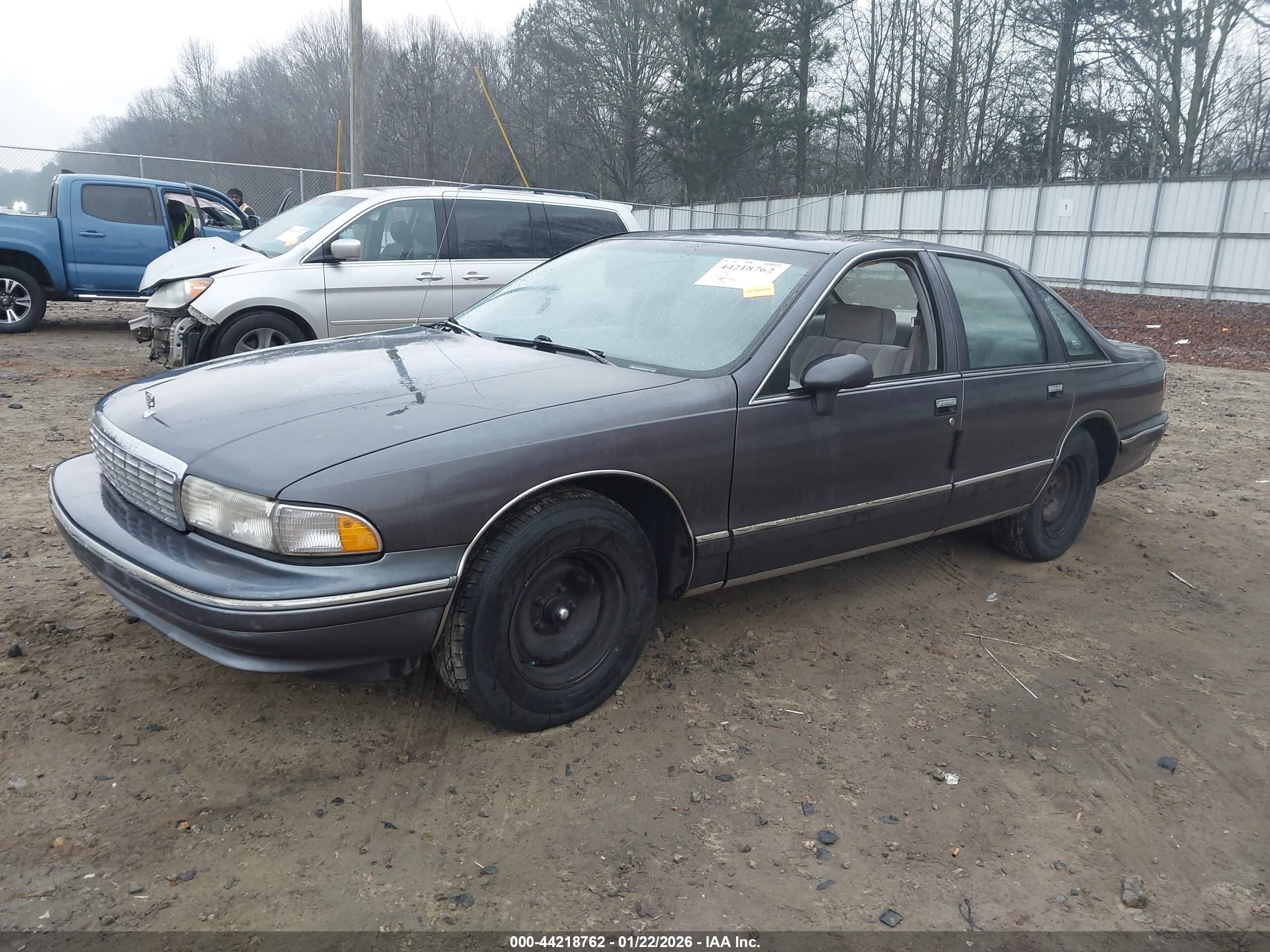 CHEVROLET CAPRICE image 2