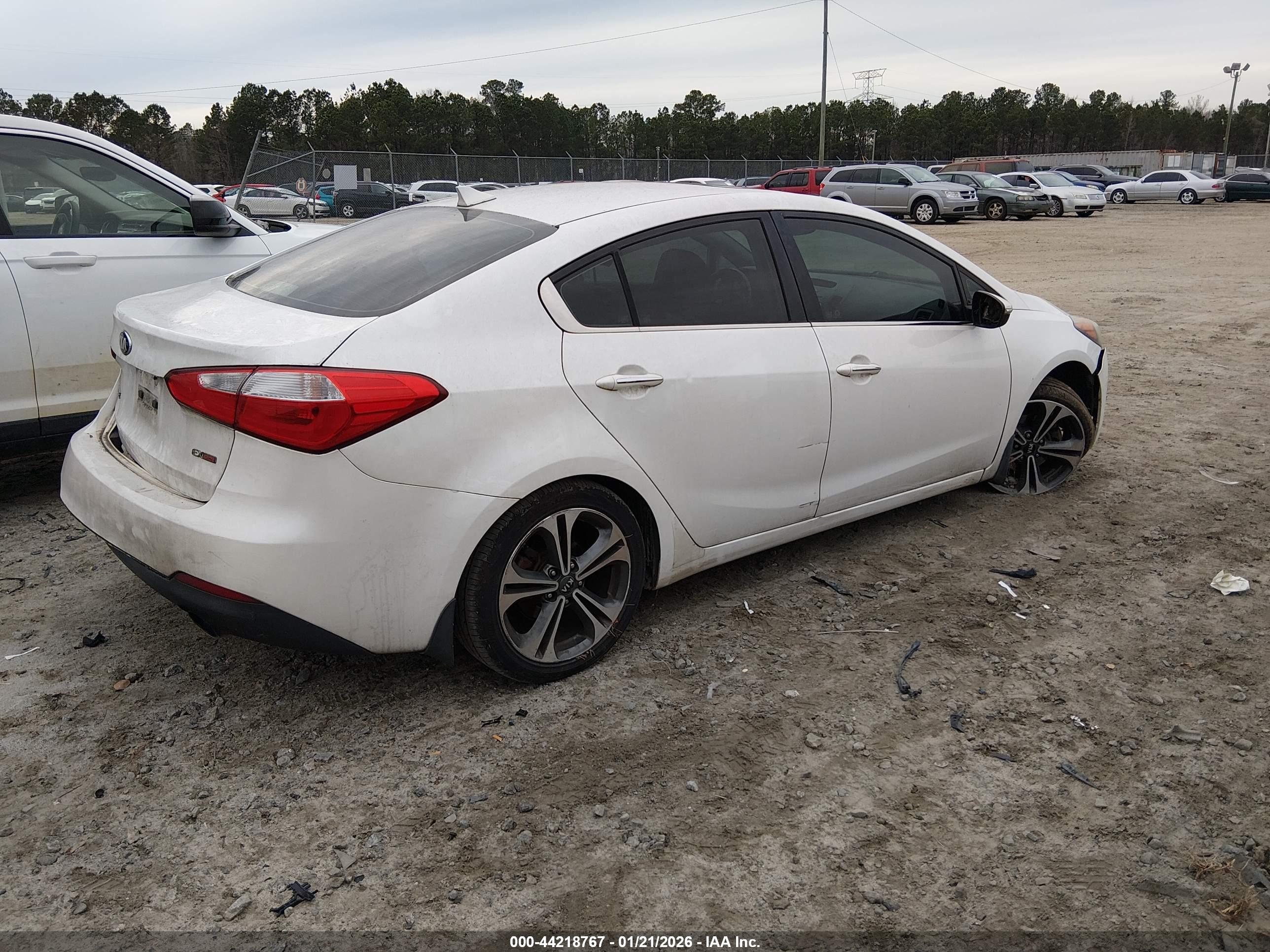 KIA FORTE image 4