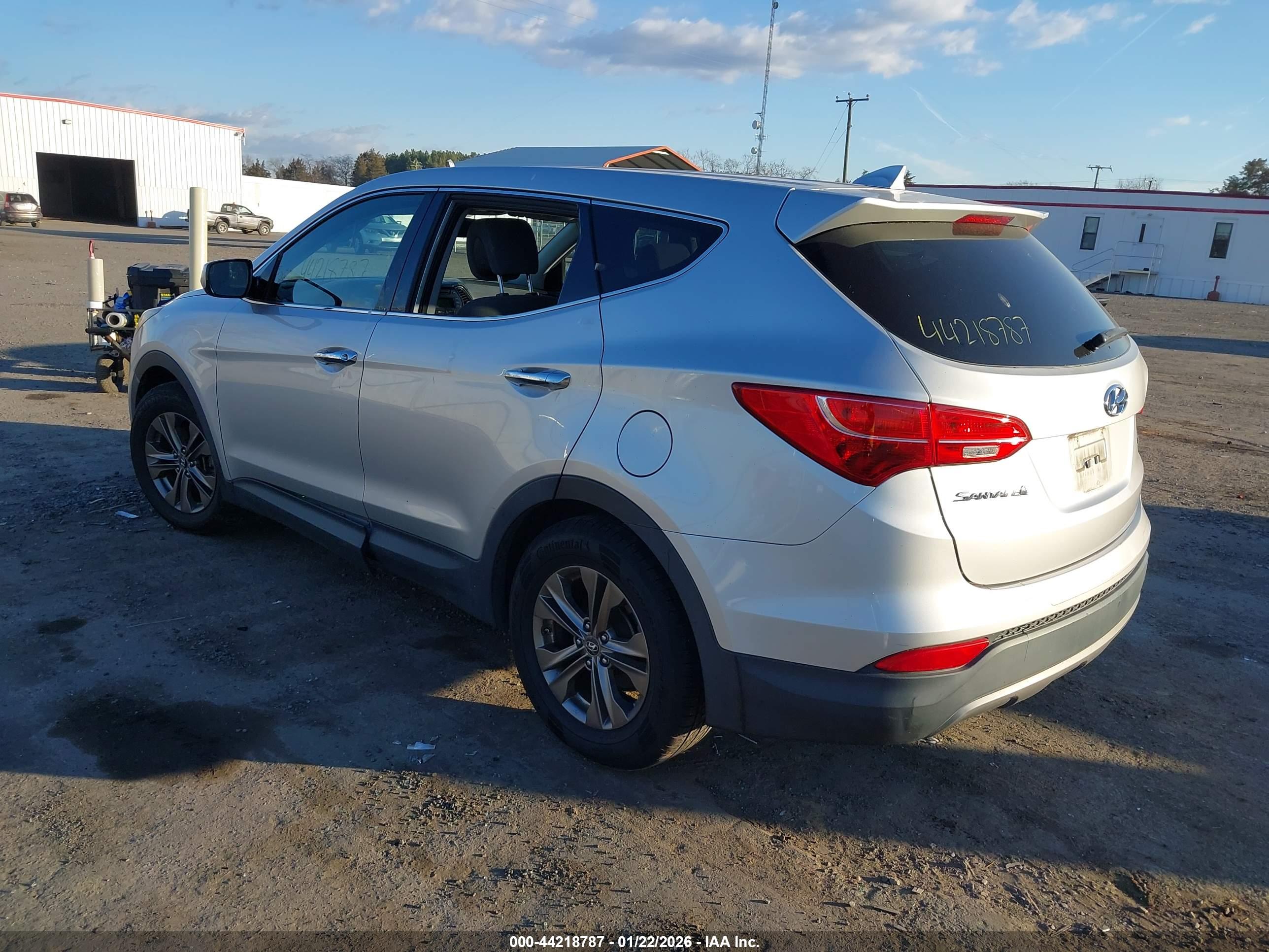HYUNDAI SANTA image 3