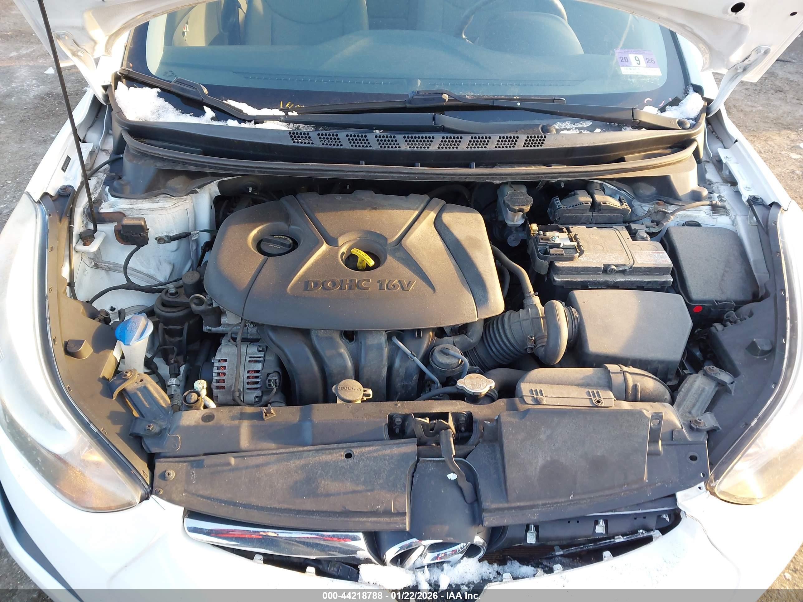 HYUNDAI ELANTRA image 10