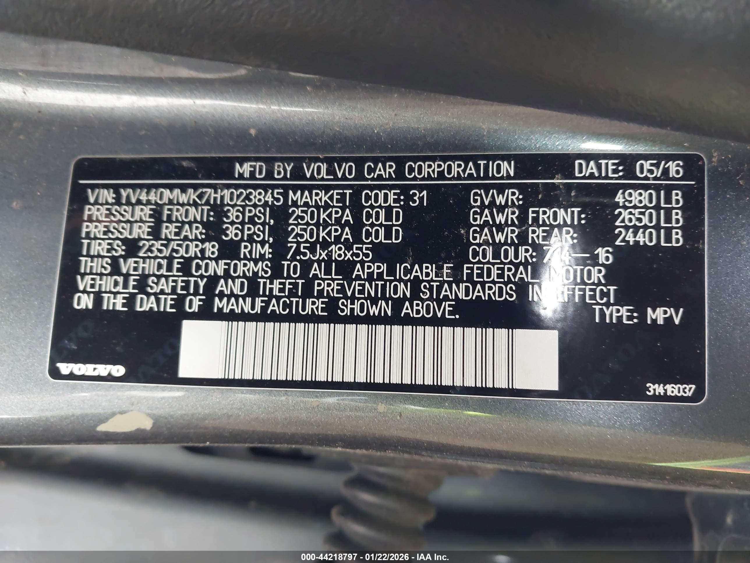 VOLVO V60 image 9