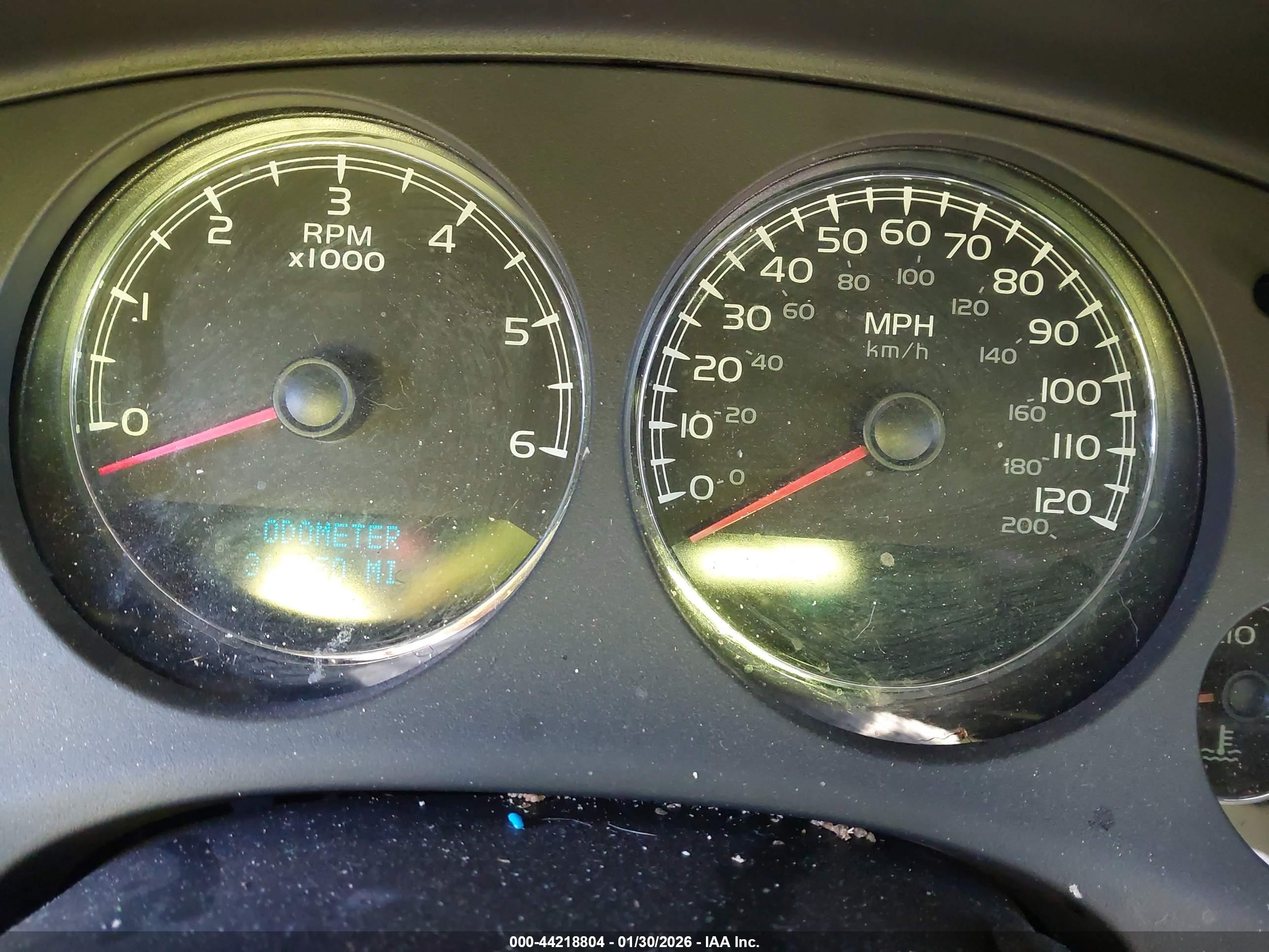 CHEVROLET SUBURBAN image 7