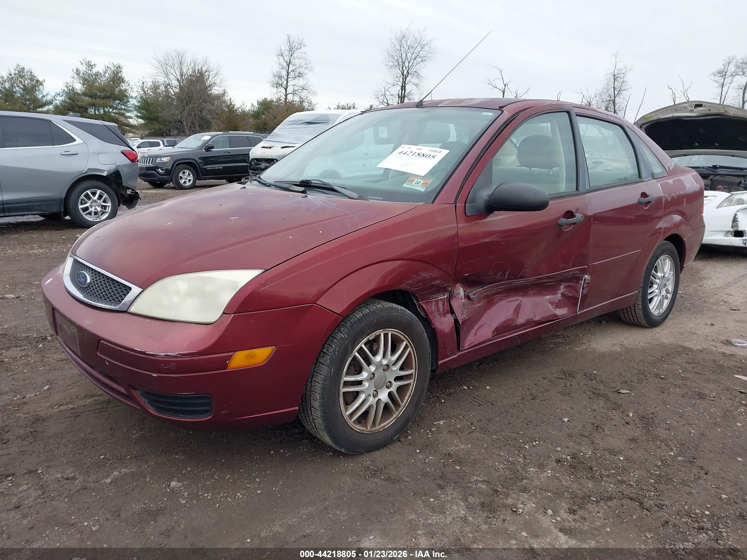 FORD FOCUS image 2