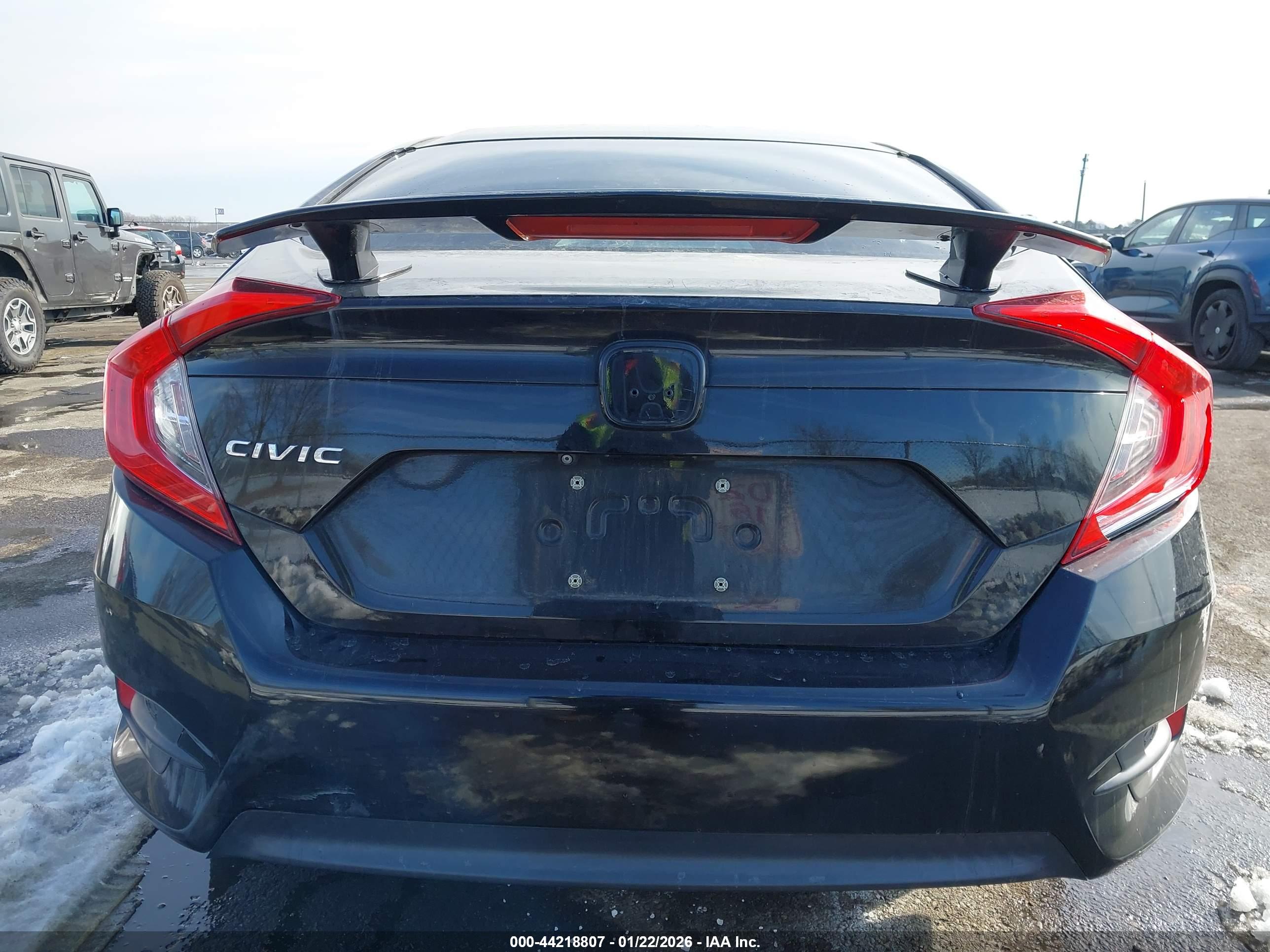 HONDA CIVIC image 6