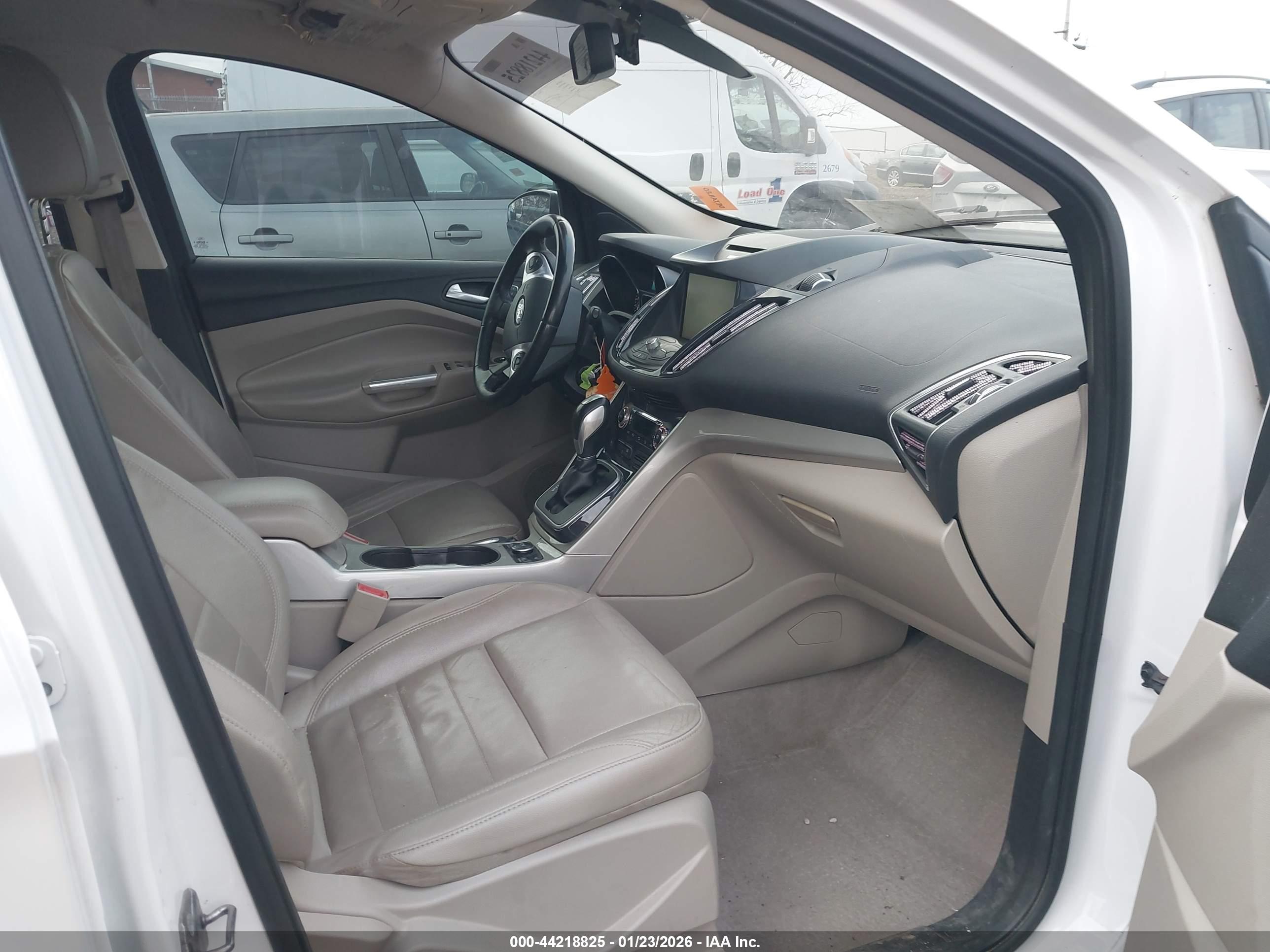 FORD ESCAPE image 5