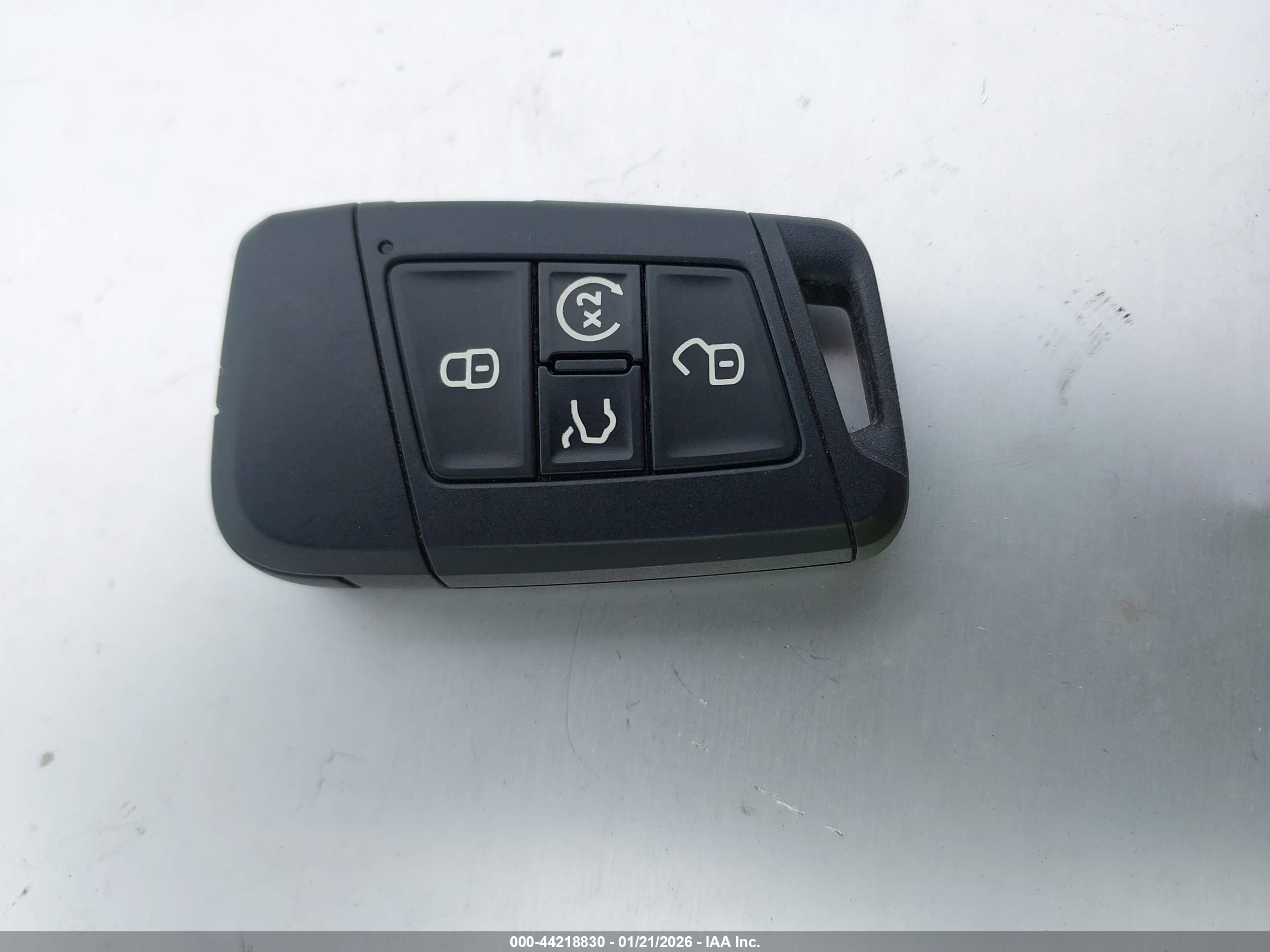 VOLKSWAGEN TIGUAN image 11