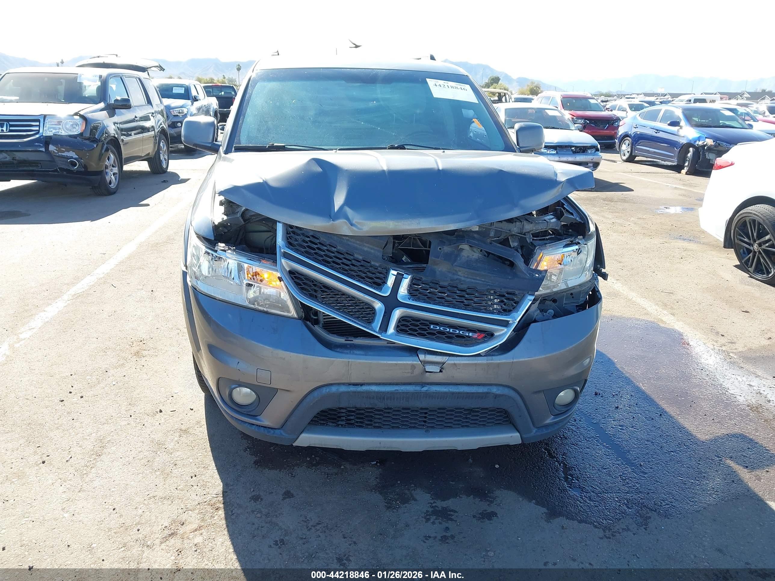 DODGE JOURNEY image 6