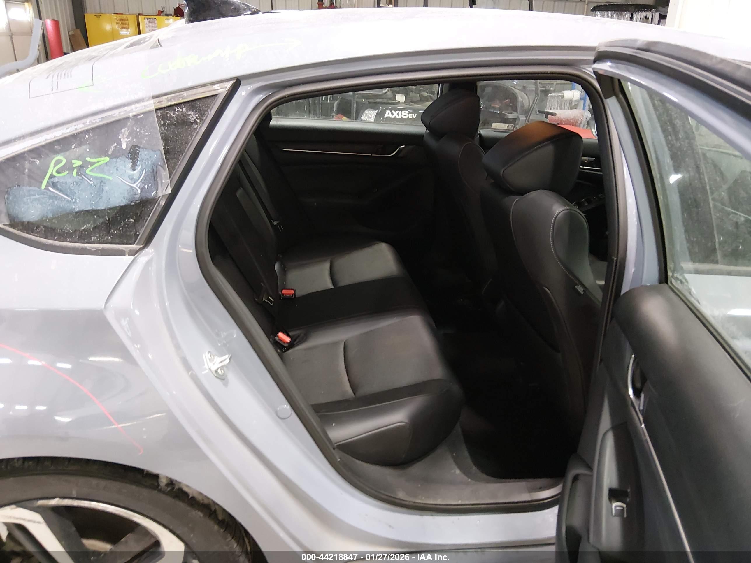 HONDA ACCORD image 8