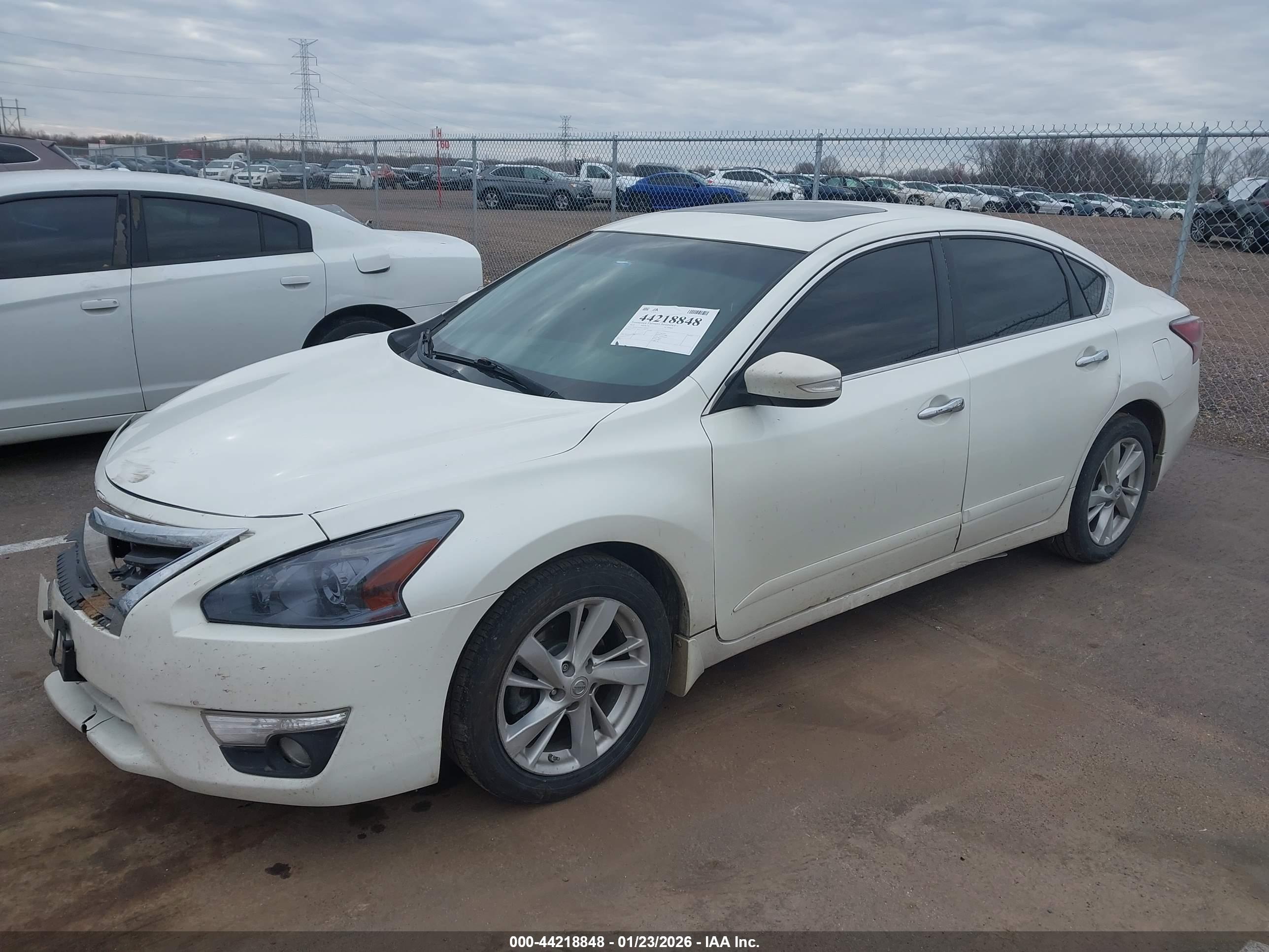 NISSAN ALTIMA image 2